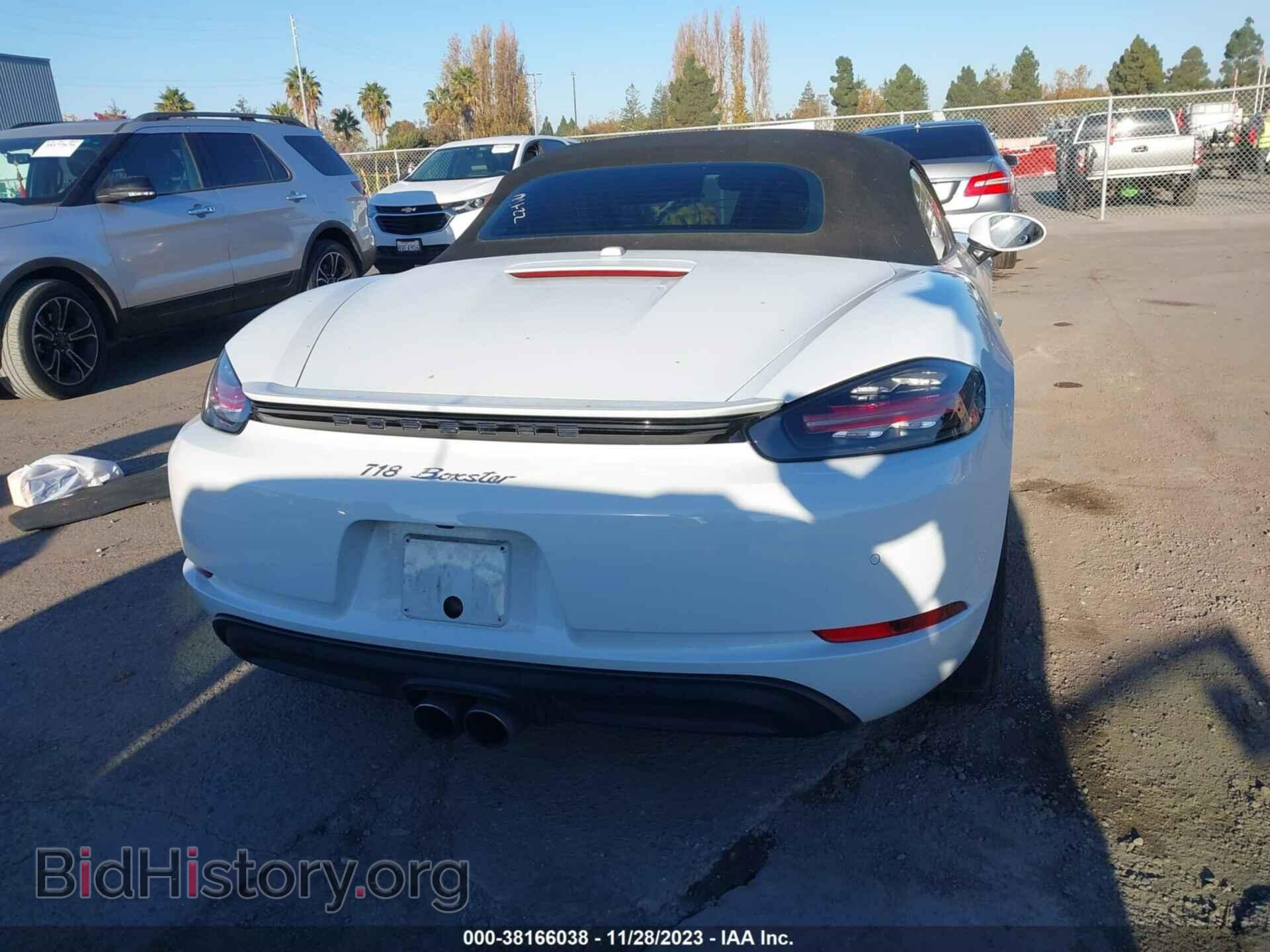 2017 PORSCHE 718 BOXSTER - VIN: WP0CA2A85HS221619 - Фото 16