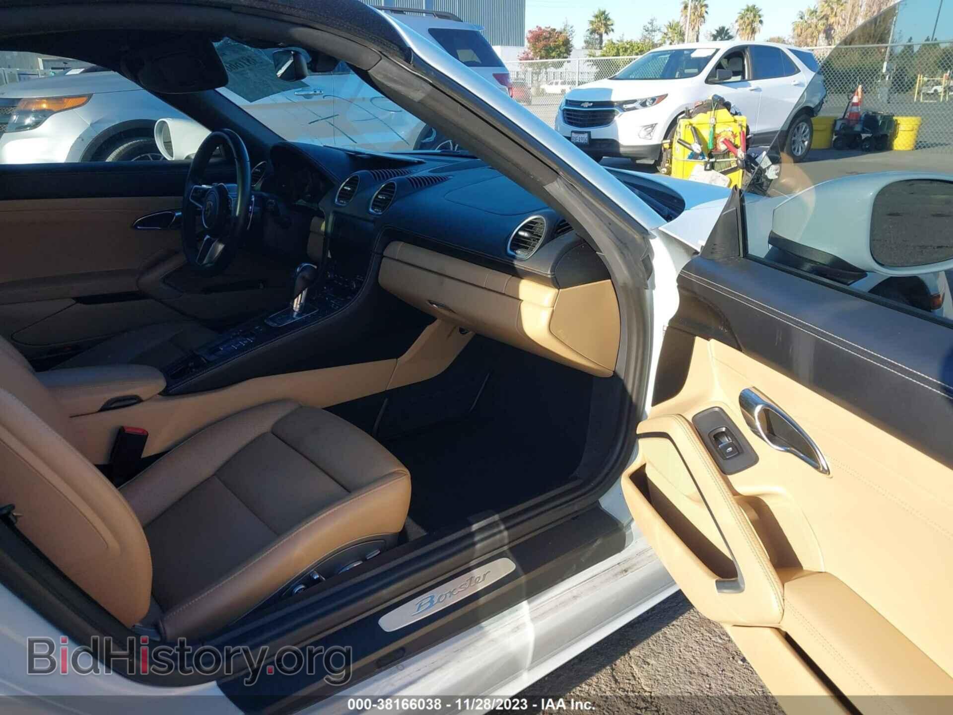 2017 PORSCHE 718 BOXSTER - VIN: WP0CA2A85HS221619 - Фото 5