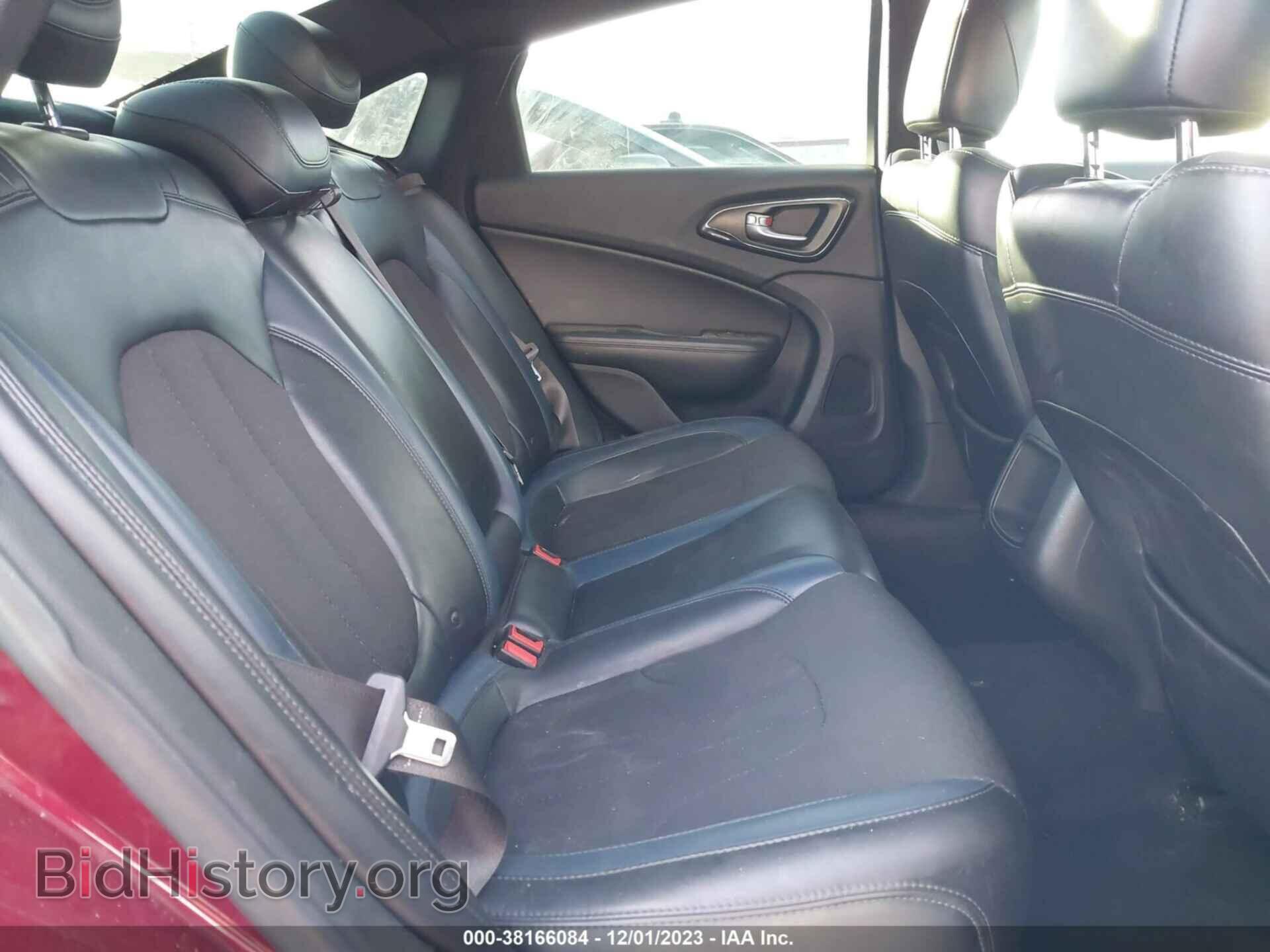 2015 CHRYSLER 200 - VIN: 1C3CCCBB2FN660738 - Фото 8