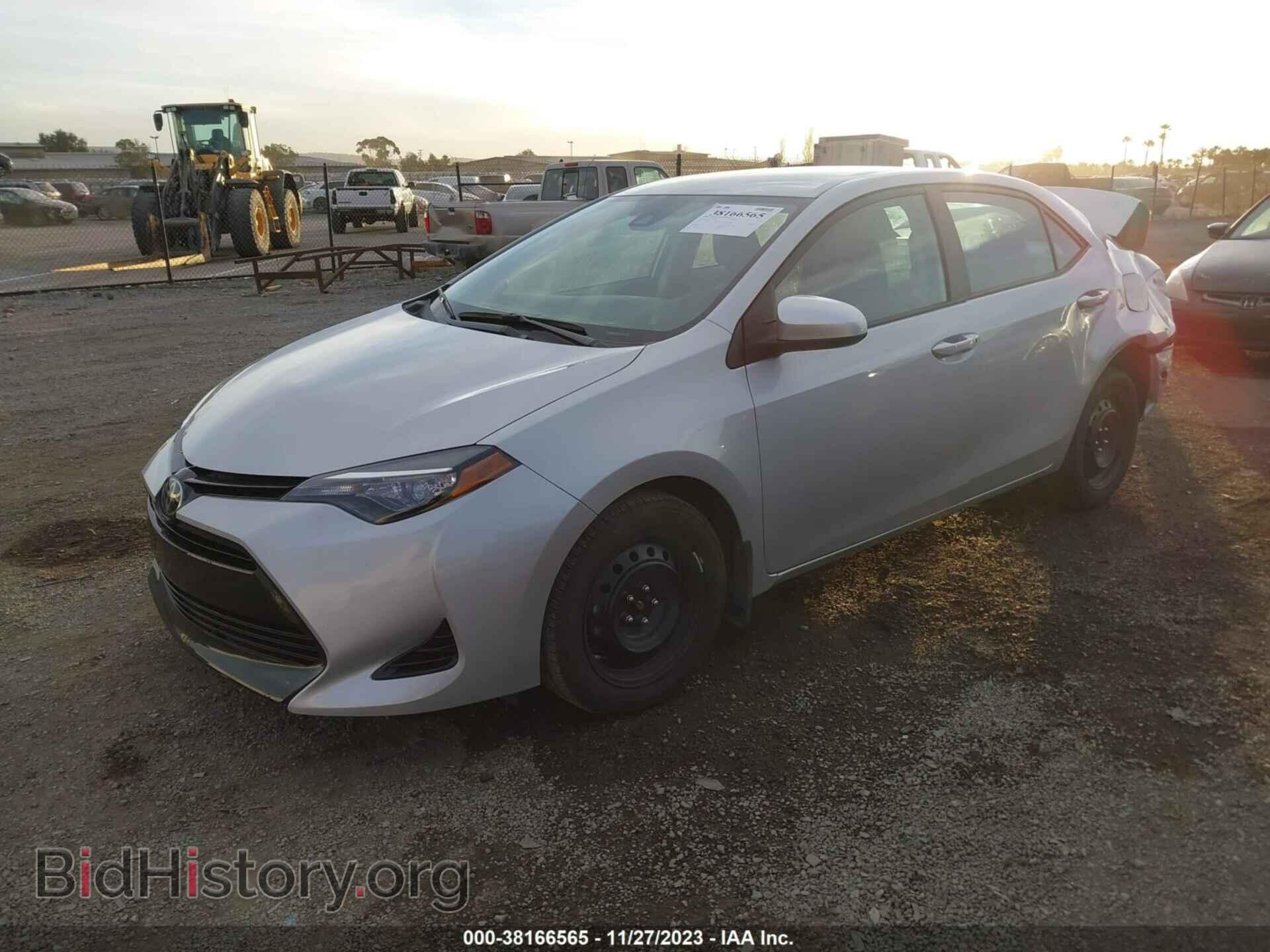 2017 TOYOTA COROLLA - VIN: 2T1BURHE4HC758877 - Фото 2