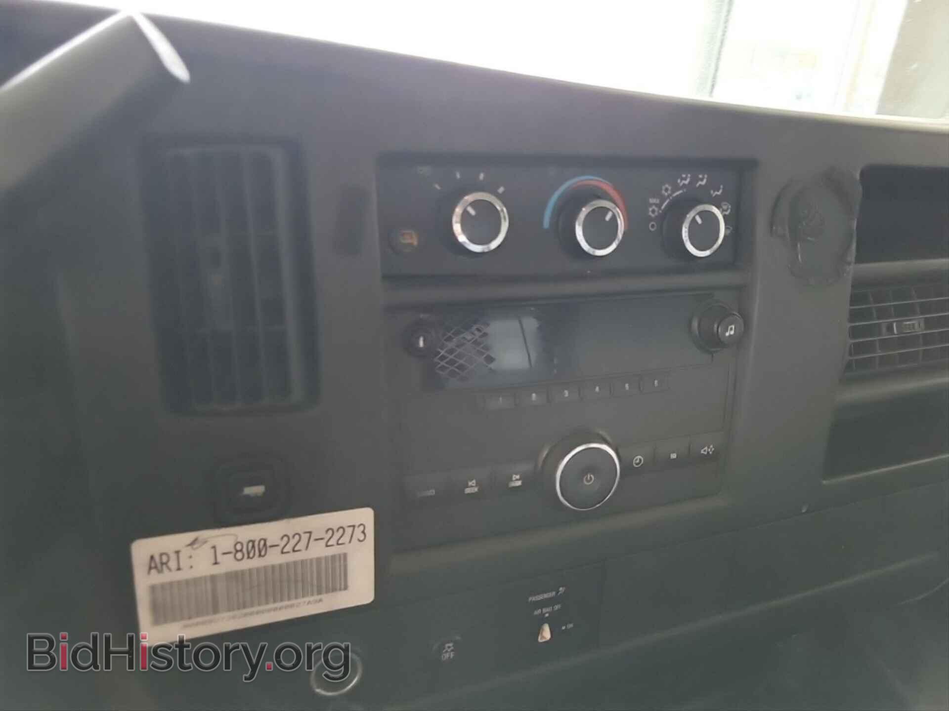 Фотография 1GCWGGCA9D1172479 - CHEVROLET EXPRESS 2500 2013