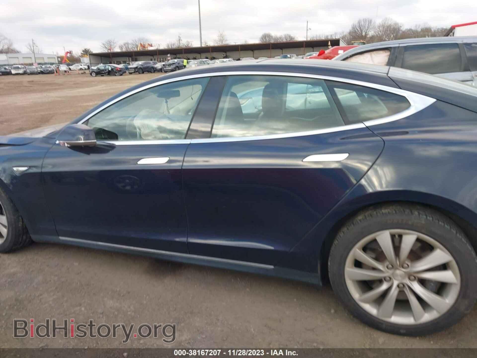 2014 TESLA MODEL S - VIN: 5YJSA1H10EFP62438 - Фото 13