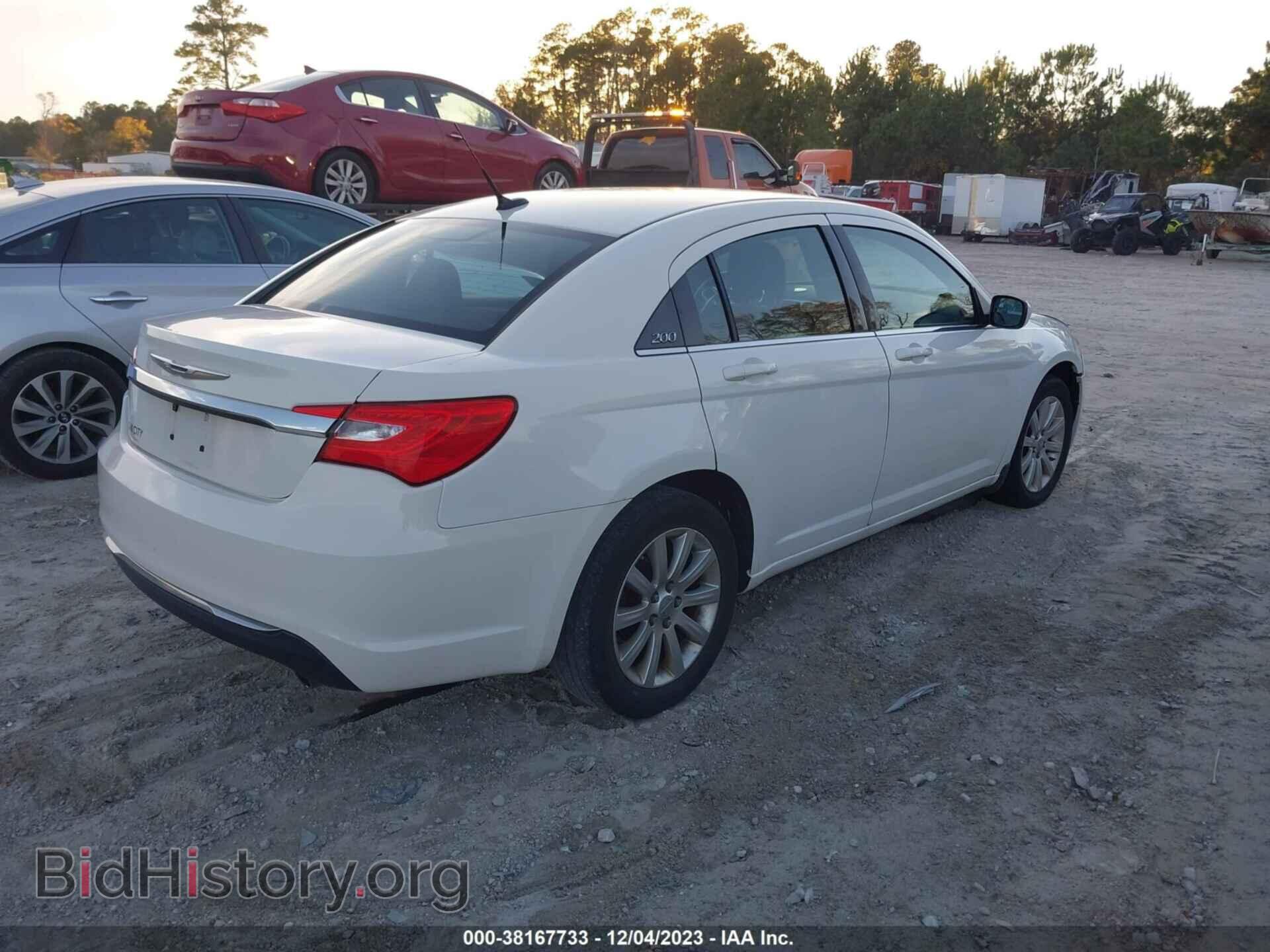 2011 CHRYSLER 200 - VIN: 1C3BC1FG0BN519182 - Фото 4