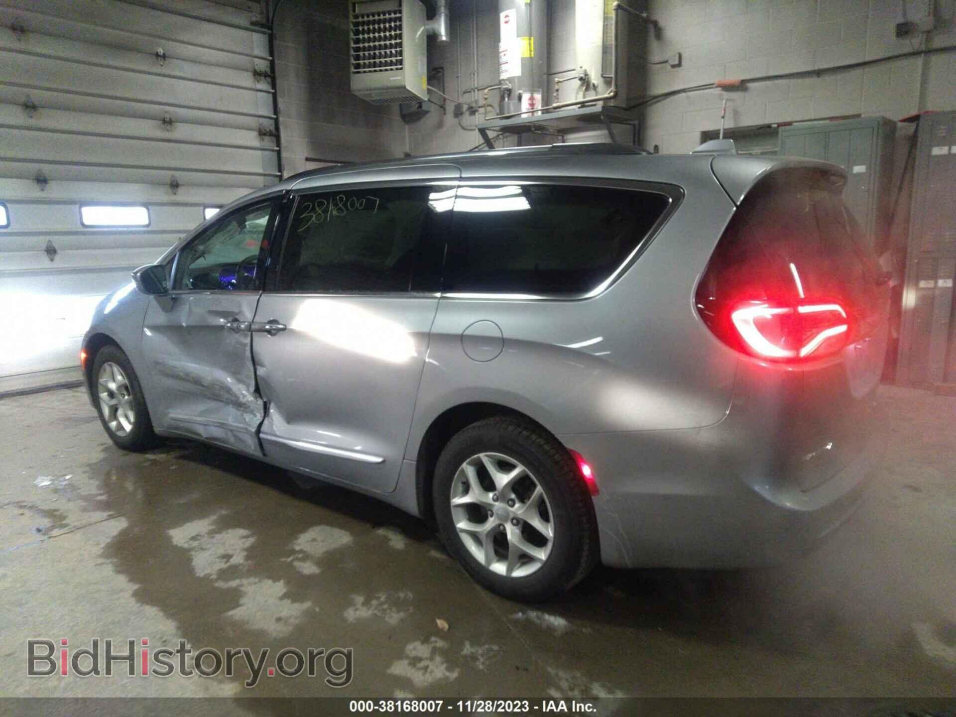 2019 CHRYSLER PACIFICA - VIN: 2C4RC1GG0KR720138 - Фото 3