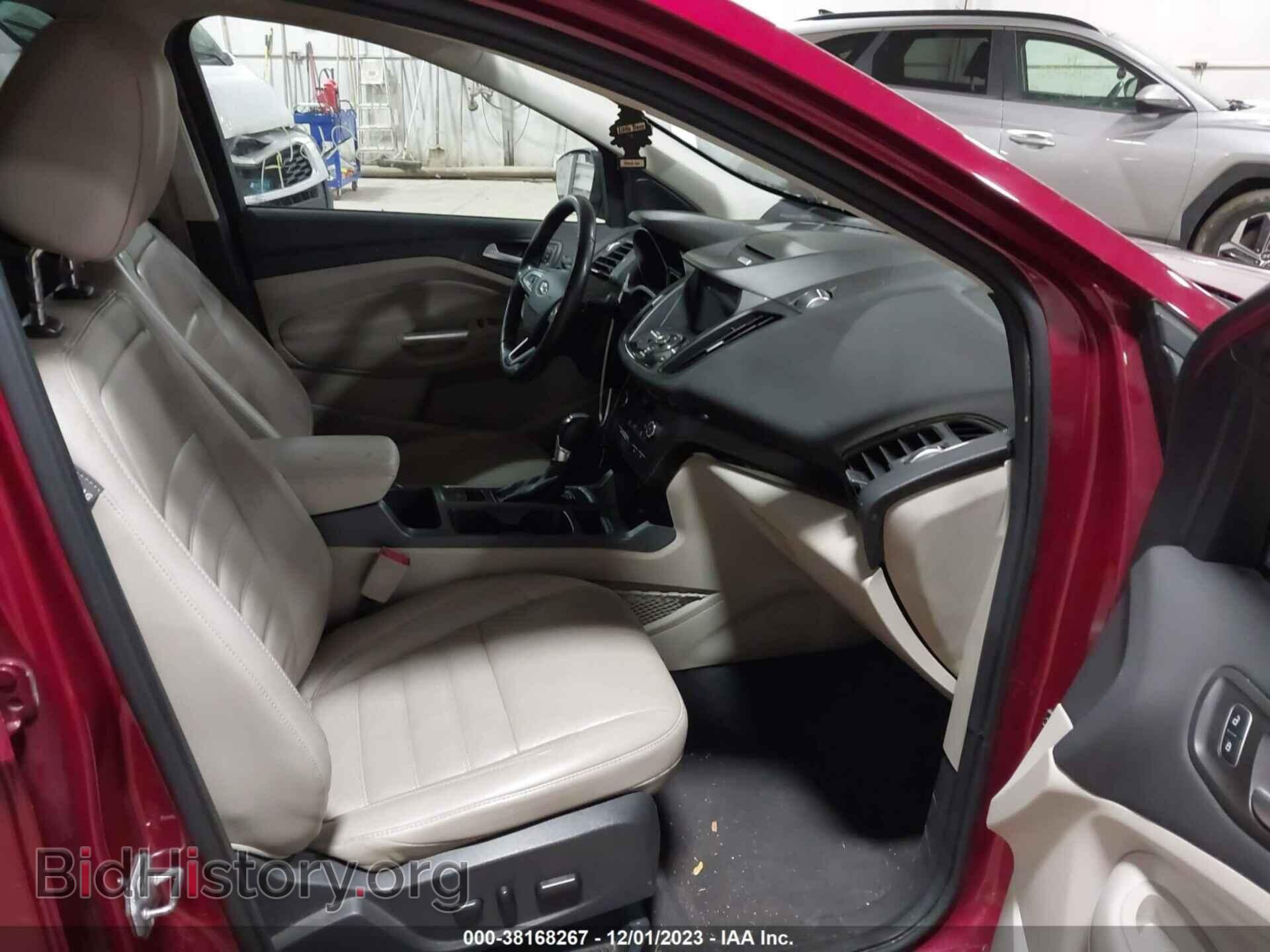 2017 FORD ESCAPE - VIN: 1FMCU9J9XHUB76525 - Photo 5