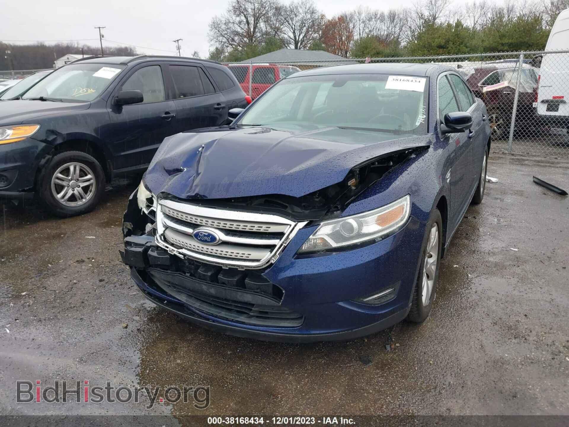 2011 FORD TAURUS - VIN: 1FAHP2EWXBG100825 - Фото 2