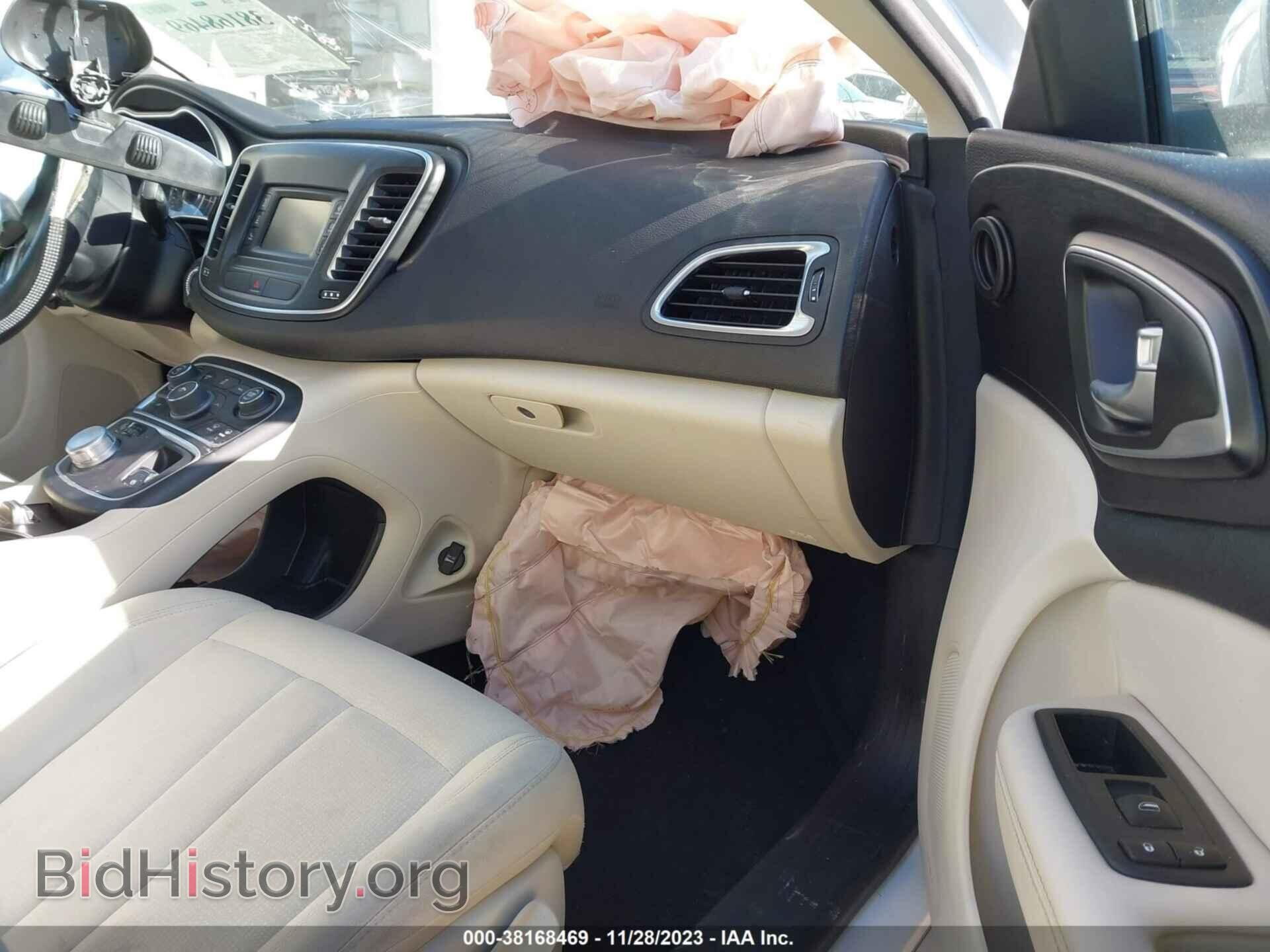 2015 CHRYSLER 200 - VIN: 1C3CCCAB1FN692310 - Фото 5