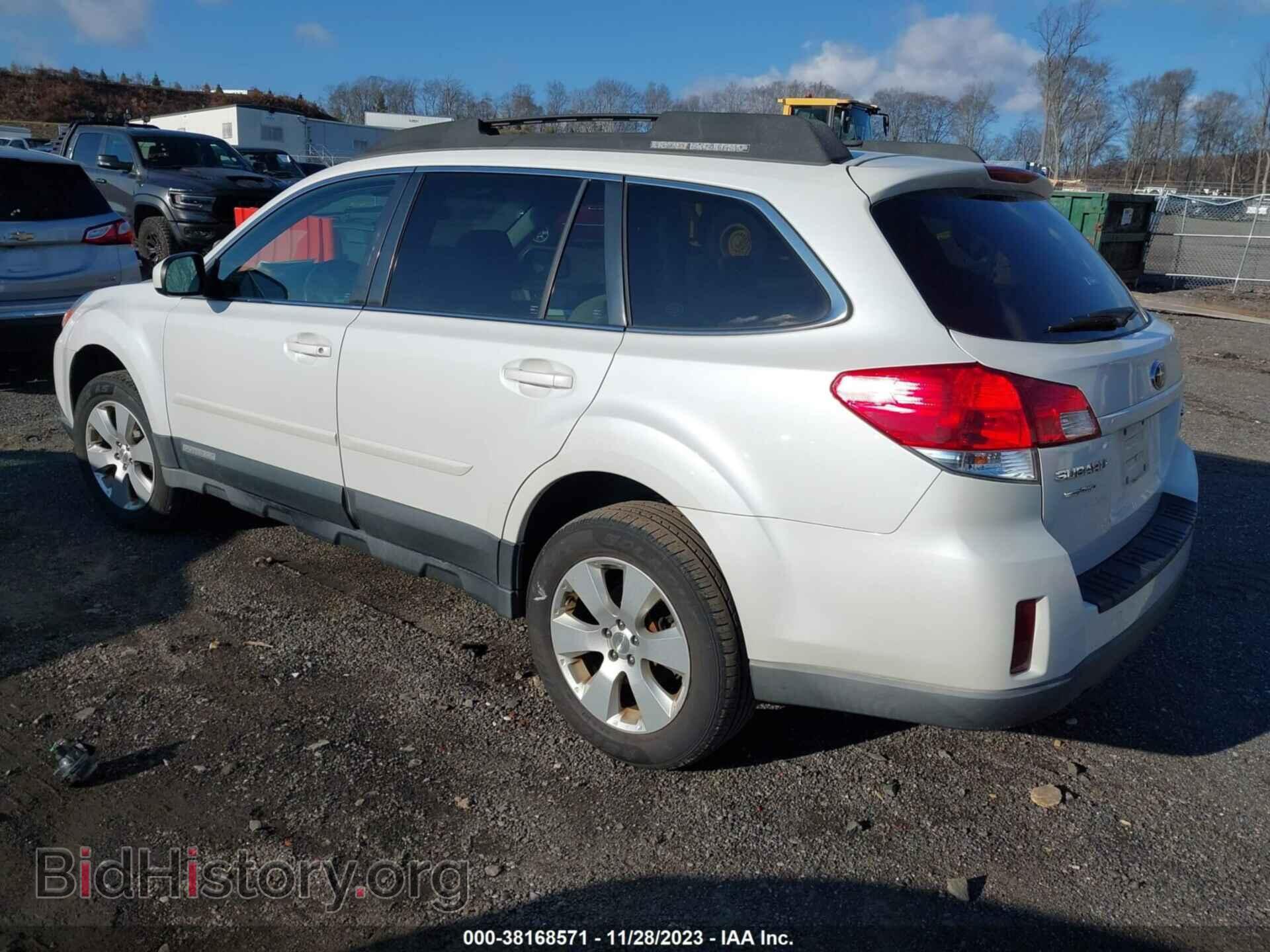 2011 SUBARU OUTBACK - VIN: 4S4BRBCC8B3443963 - Фото 3