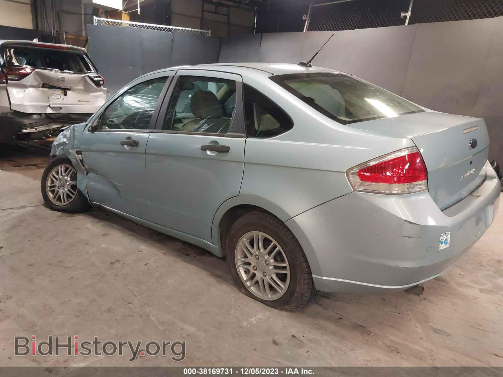 2008 FORD FOCUS - VIN: 1FAHP35N78W203647 - Фото 3