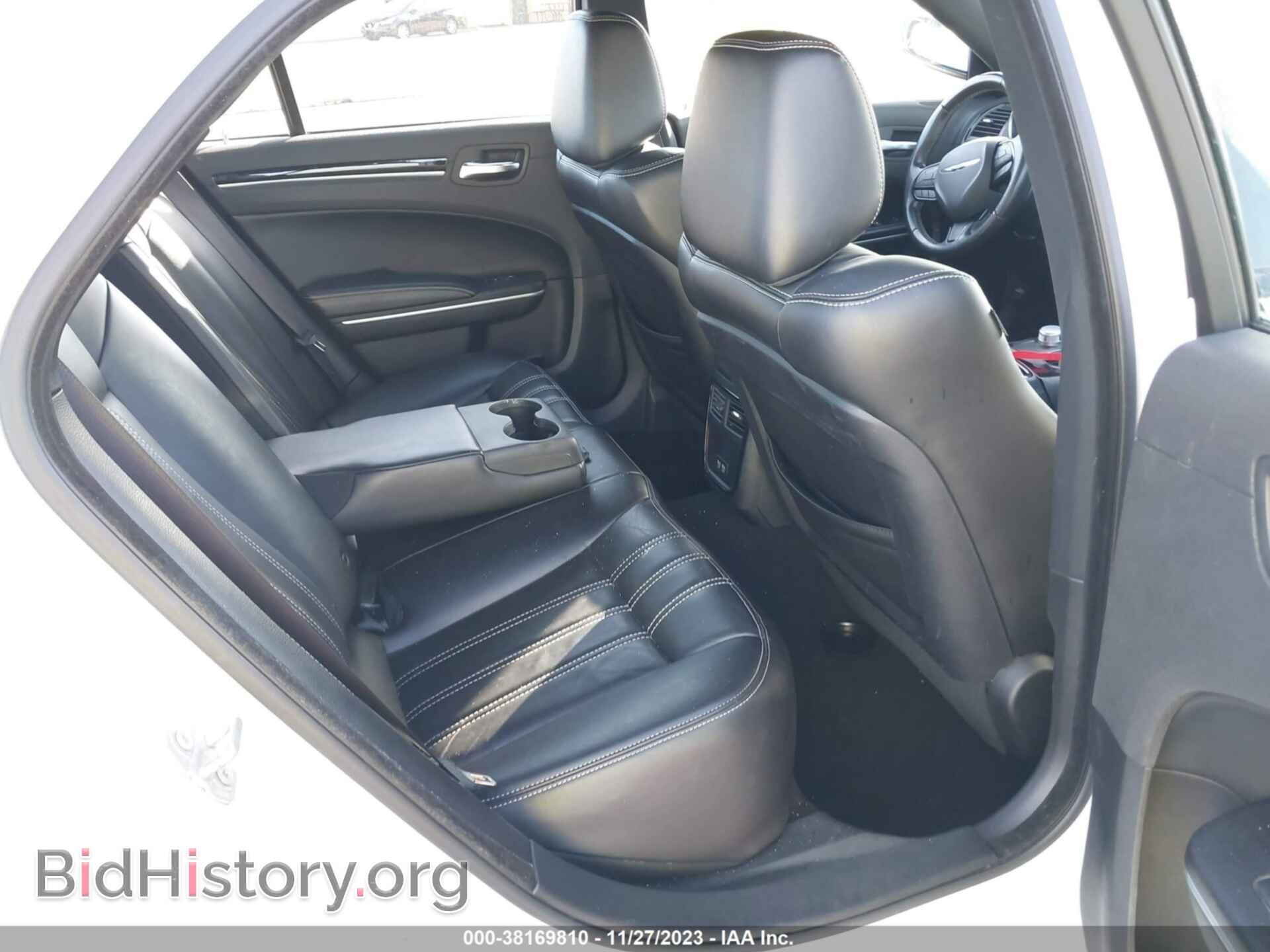 2021 CHRYSLER 300 - VIN: 2C3CCABG2MH524115 - Фото 8