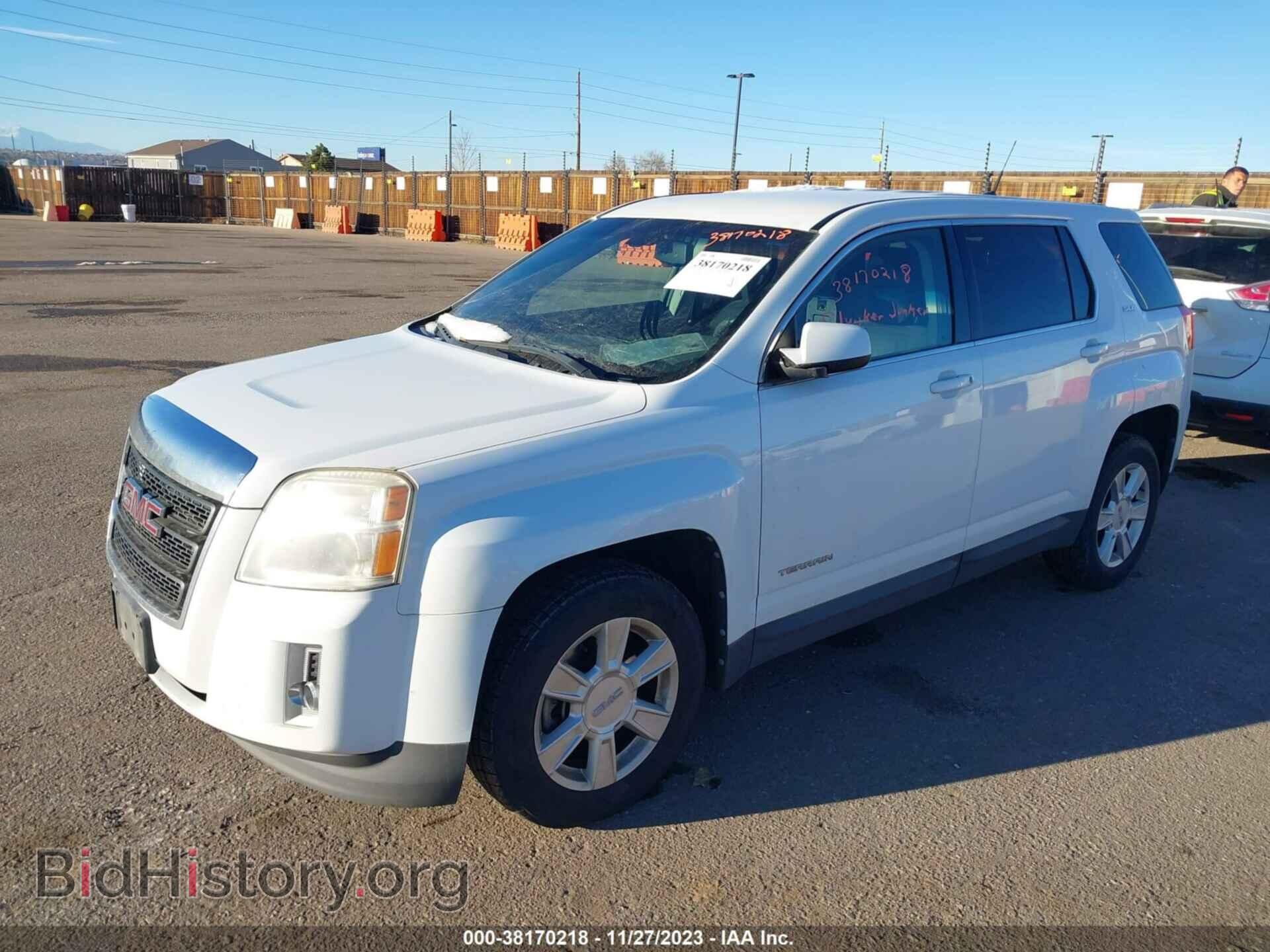 2011 GMC TERRAIN - VIN: 2CTFLREC0B6460878 - Фото 2