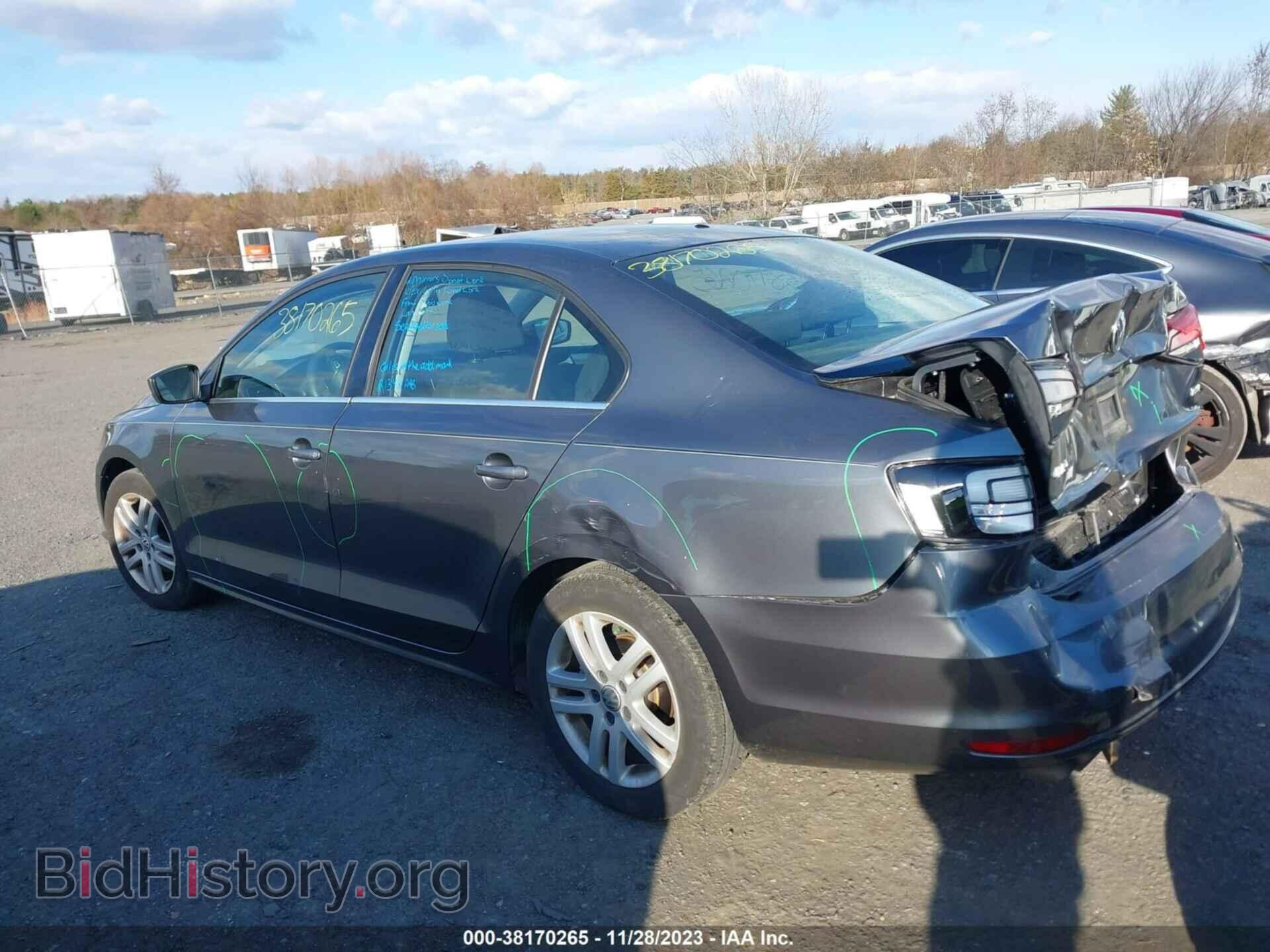 2017 VOLKSWAGEN JETTA - VIN: 3VW2B7AJ4HM360462 - Фото 3