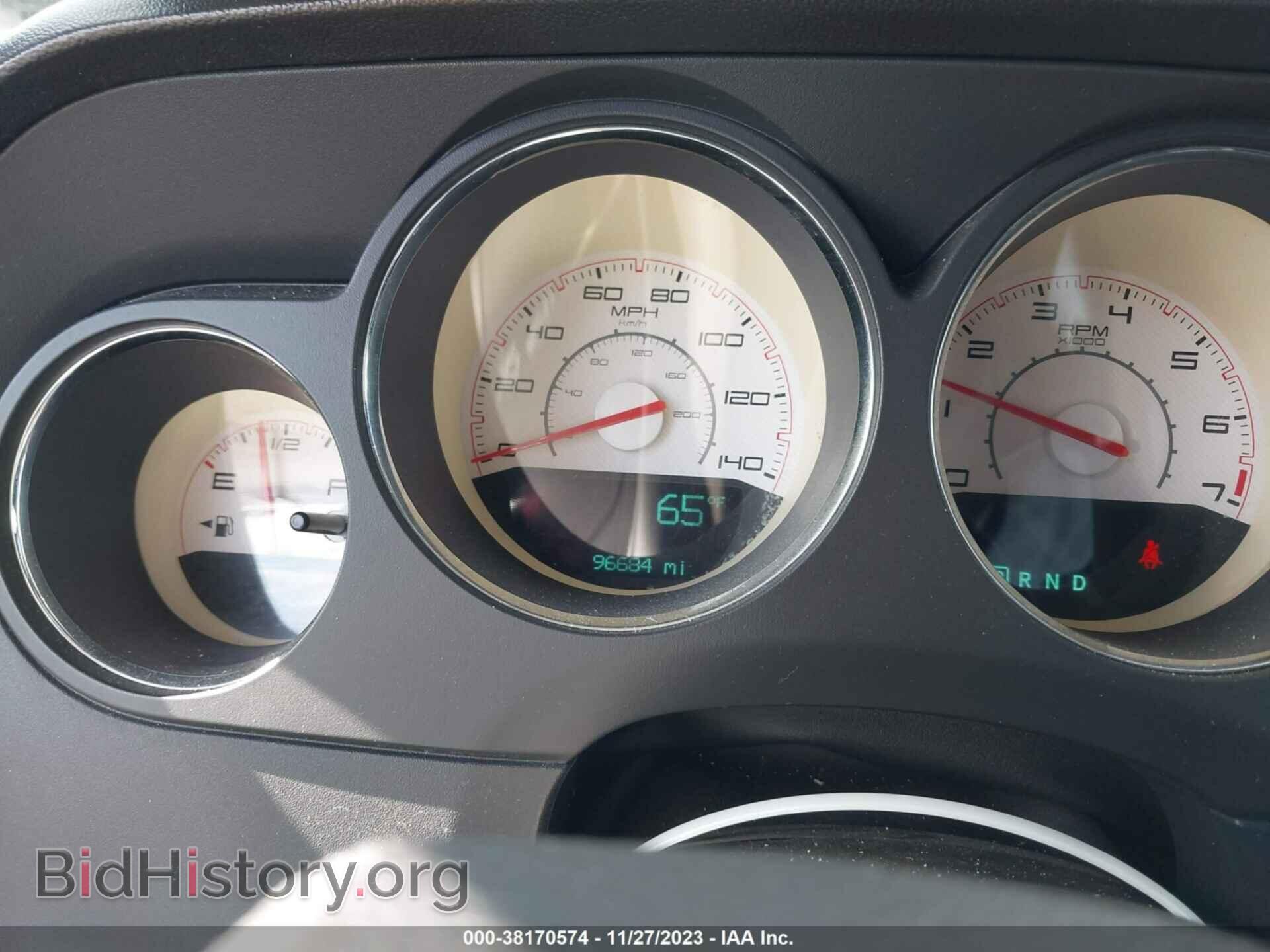 2012 DODGE CHALLENGER - VIN: 2C3CDYAG6CH141817 - Photo 7