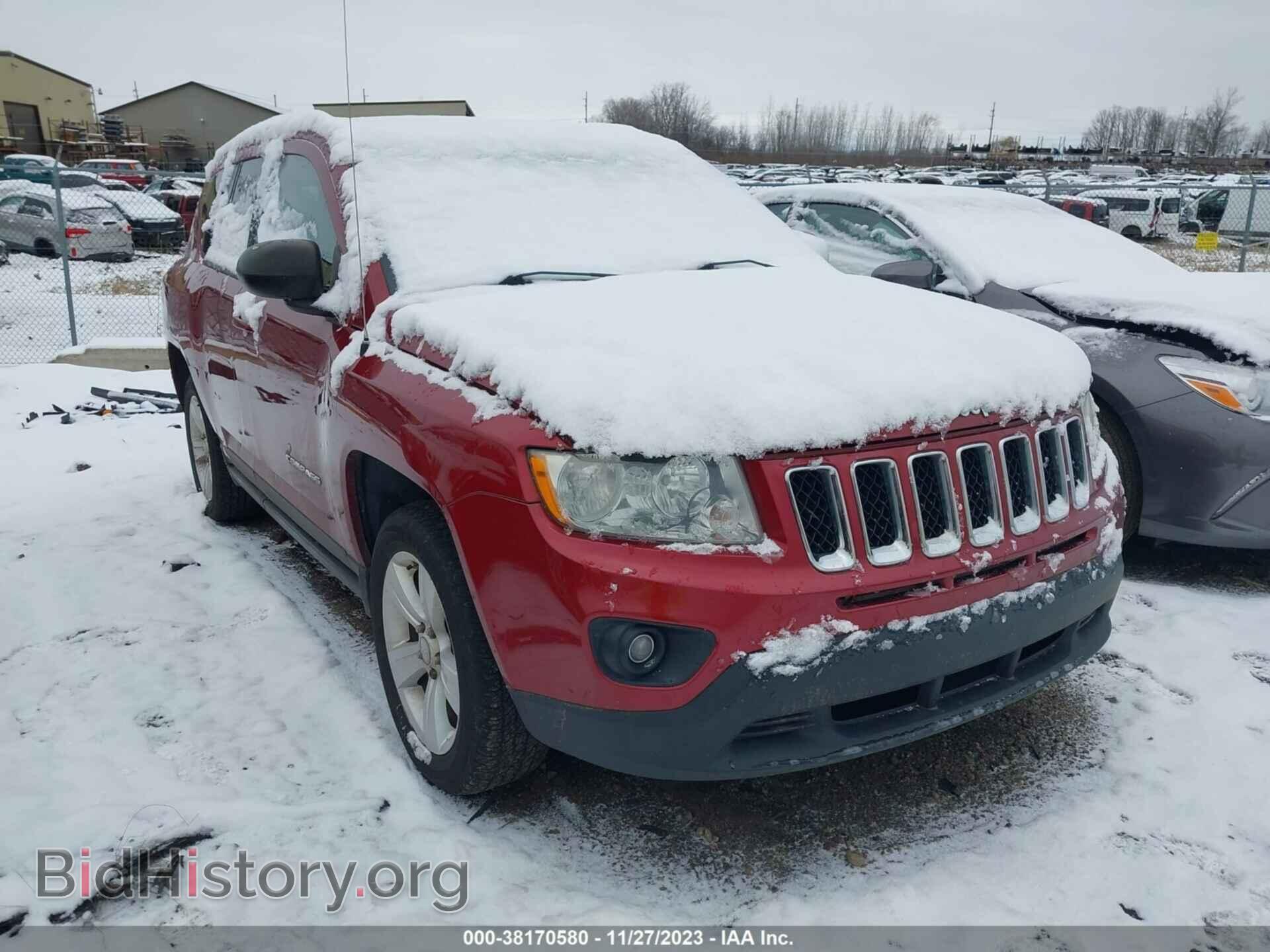Photo 1J4NT1FB9BD176823 - JEEP COMPASS 2011