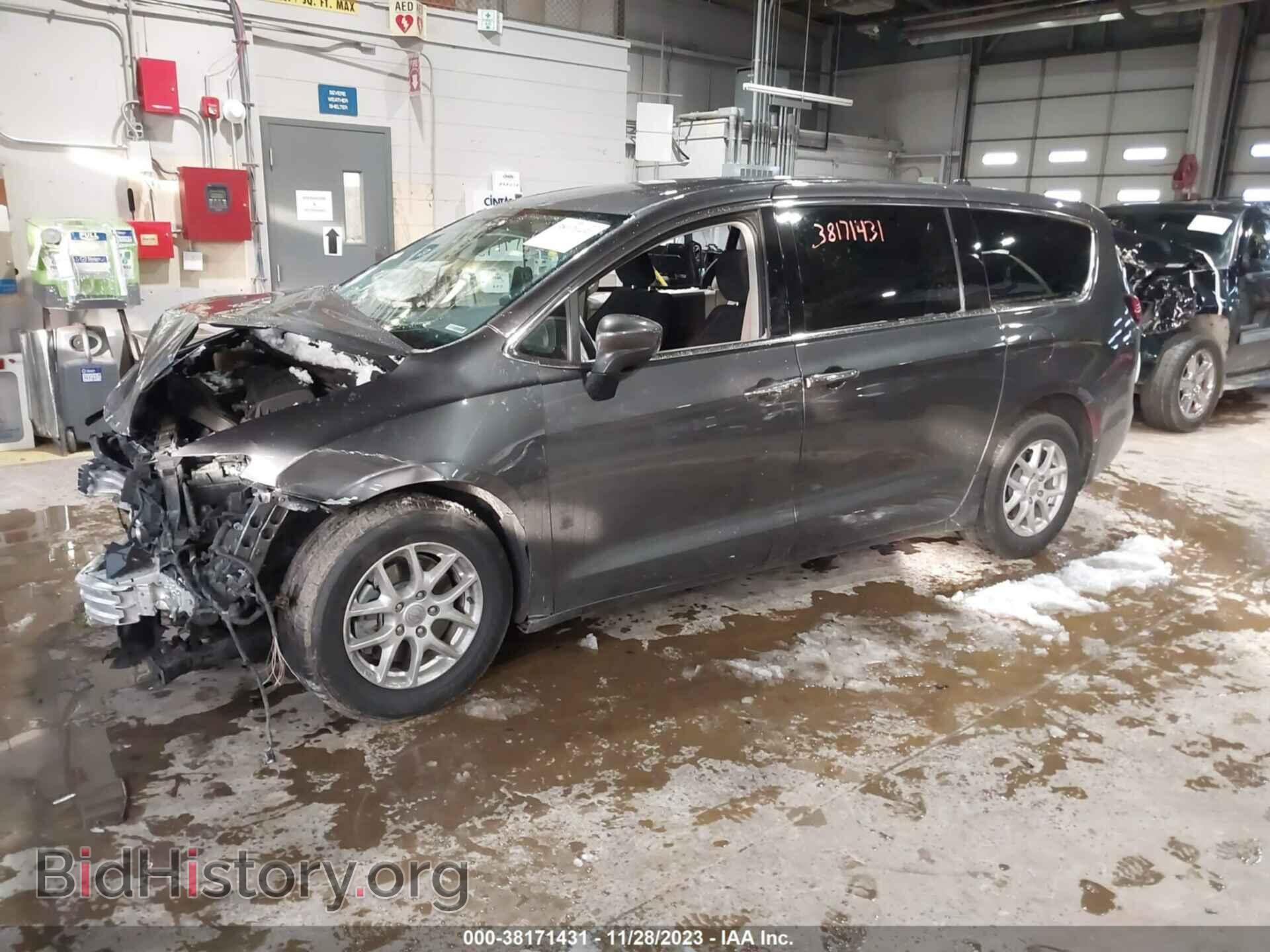 2017 CHRYSLER PACIFICA - VIN: 2C4RC1BG6HR777976 - Фото 2