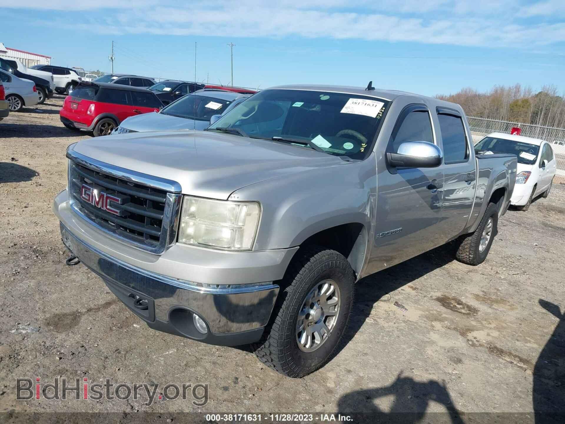 2008 GMC SIERRA 1500 - VIN: 2GTEK13M881223679 - Фото 2