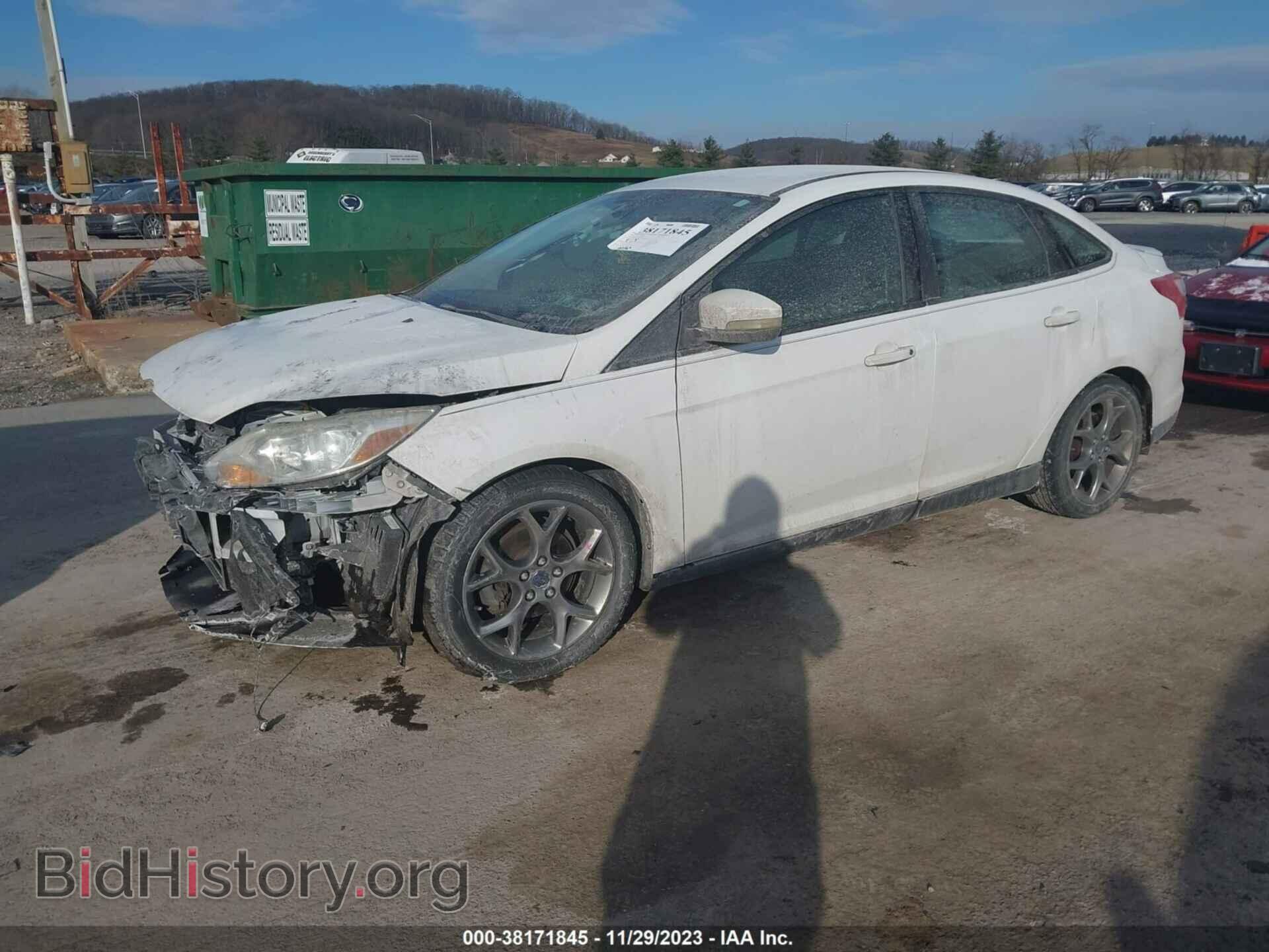2014 FORD FOCUS - VIN: 1FADP3F27EL366945 - Фото 2
