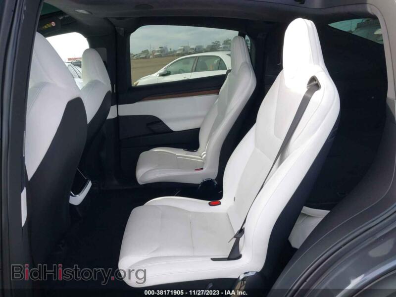 2022 Tesla MODEL X (VIN 7SAXCBE52NF362848) — фото 8 из 17