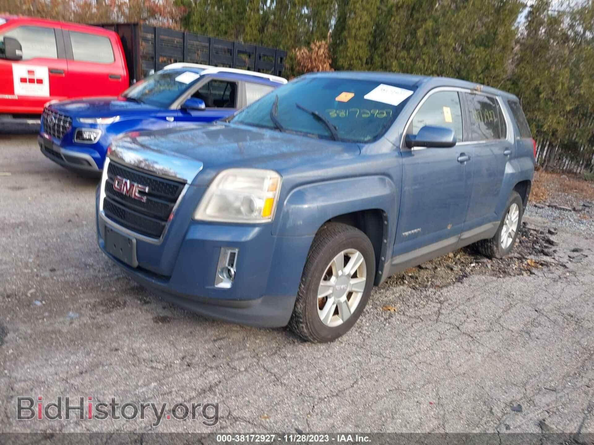 2011 GMC TERRAIN - VIN: 2CTFLRECXB6207261 - Photo 2