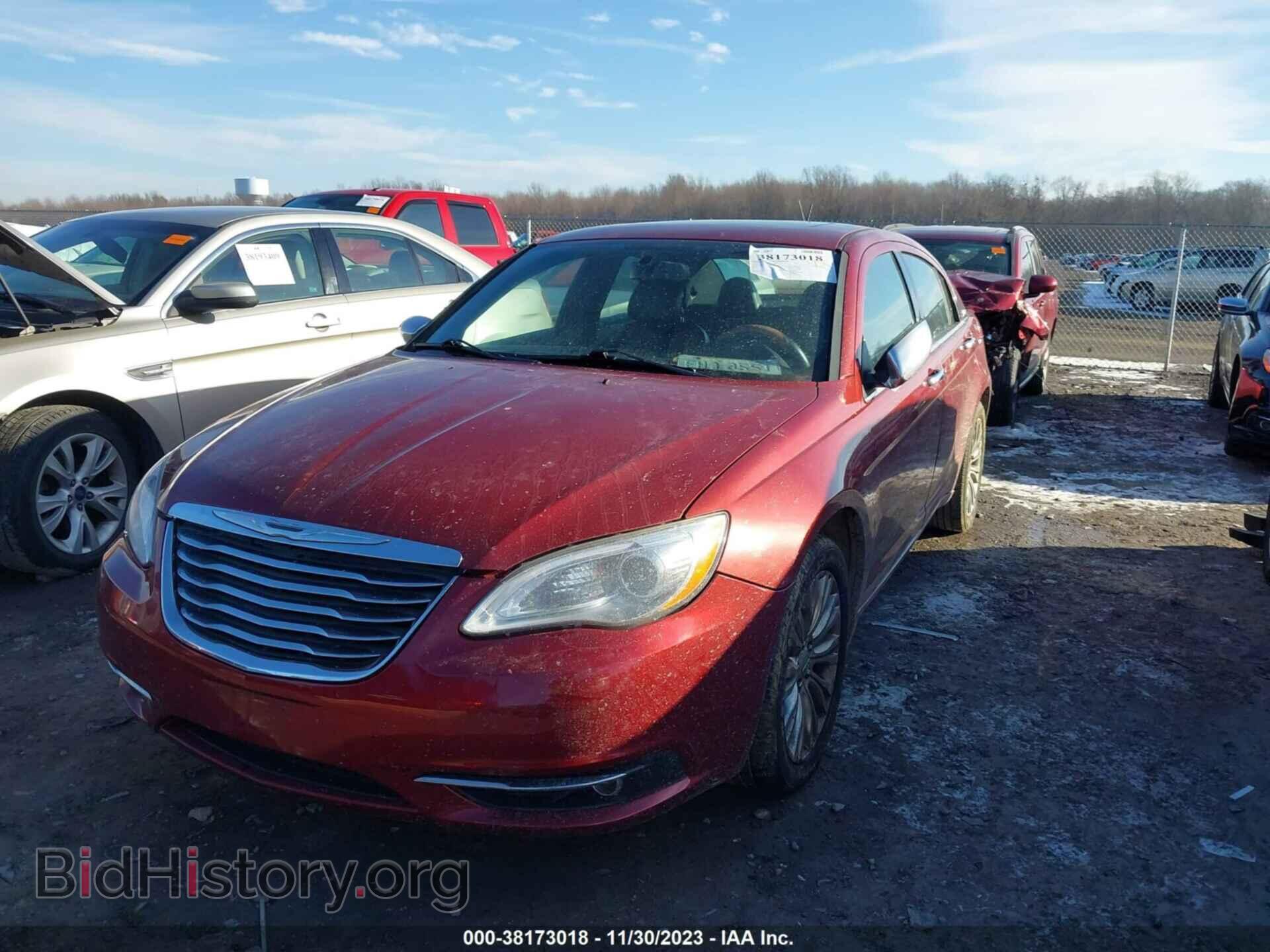 2012 CHRYSLER 200 - VIN: 1C3CCBCB7CN175936 - Photo 2