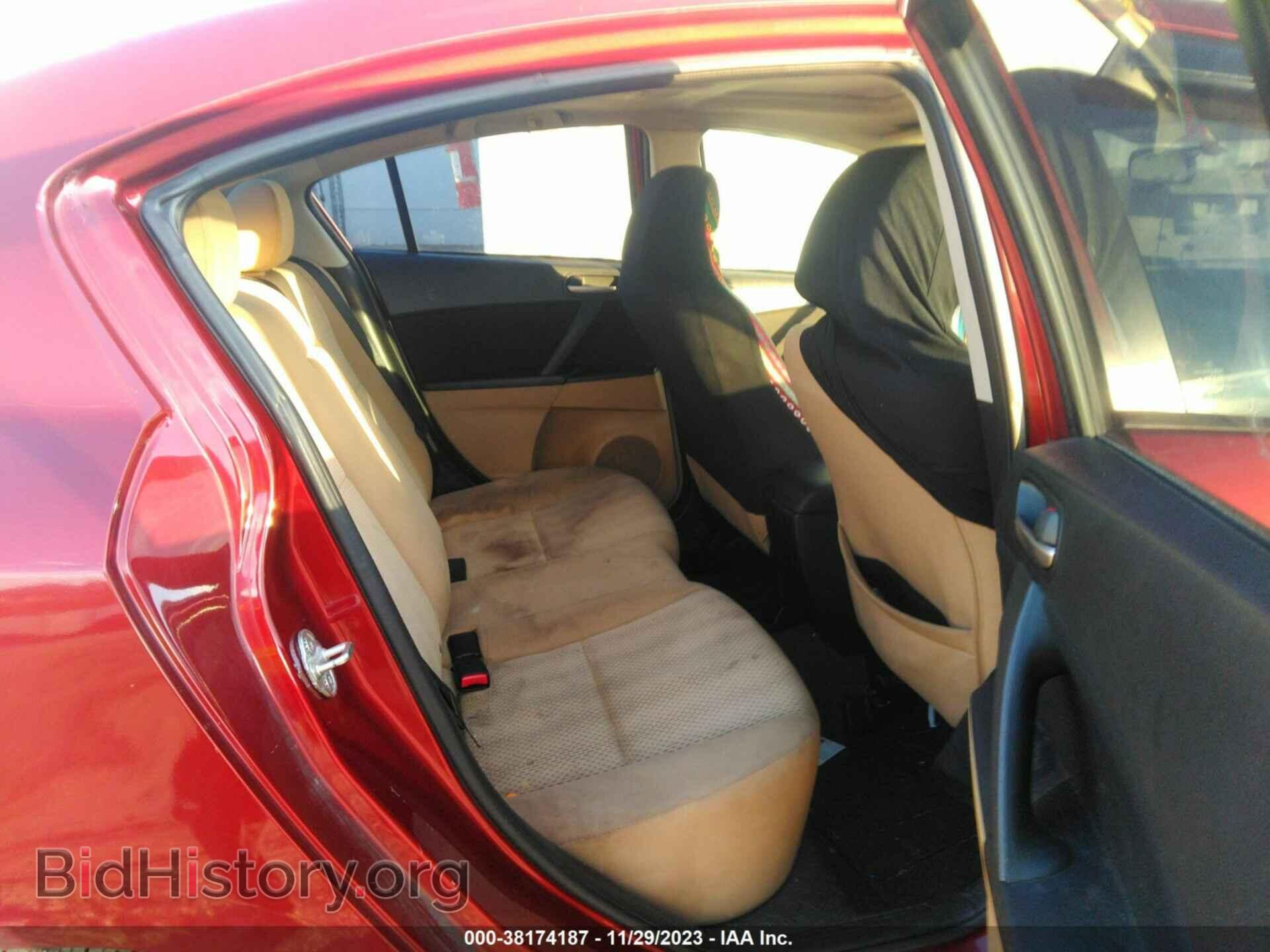 2011 MAZDA MAZDA3 - VIN: JM1BL1VF4B1461203 - Фото 8