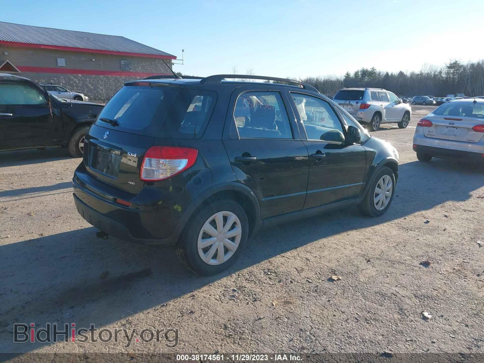 2011 SUZUKI SX4 - VIN: JS2YB5A39B6300371 - Photo 4
