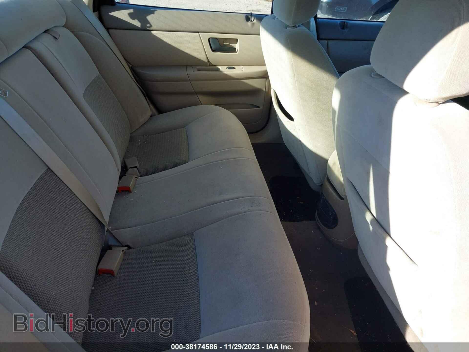 2006 FORD TAURUS - VIN: 1FAFP53U06A193602 - Фото 8