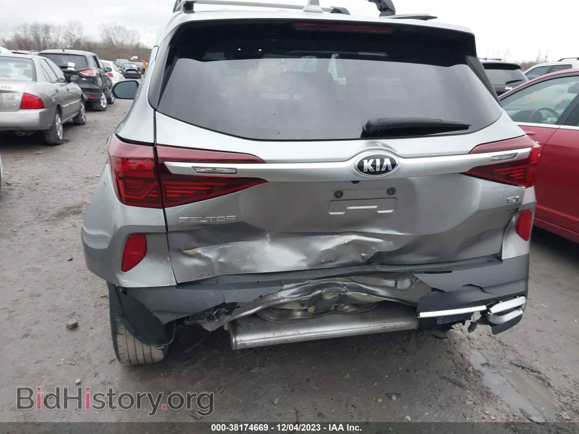2021 KIA SELTOS - VIN: KNDERCAA7M7145733 - Фото 6