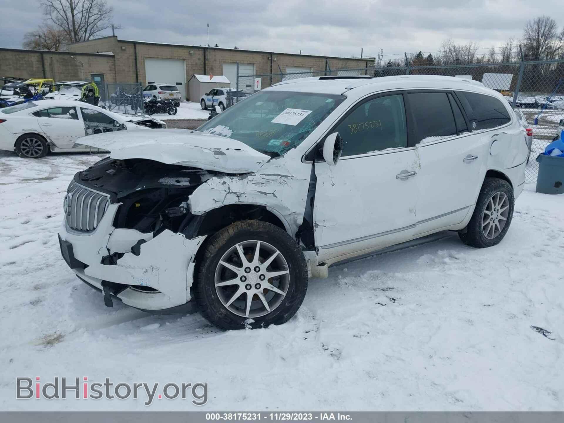 2017 BUICK ENCLAVE - VIN: 5GAKVBKD5HJ303949 - Фото 2
