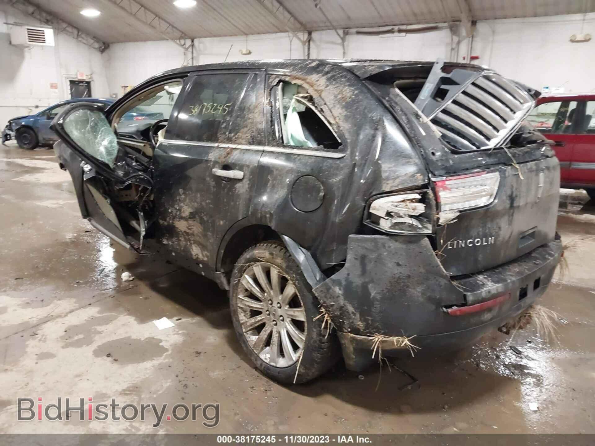 2011 LINCOLN MKX - VIN: 2LMDJ8JK1BBJ13258 - Фото 3