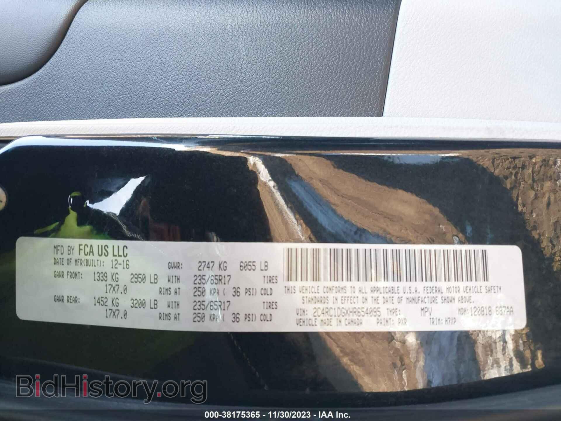 2017 CHRYSLER PACIFICA - VIN: 2C4RC1DGXHR654095 - Фото 9