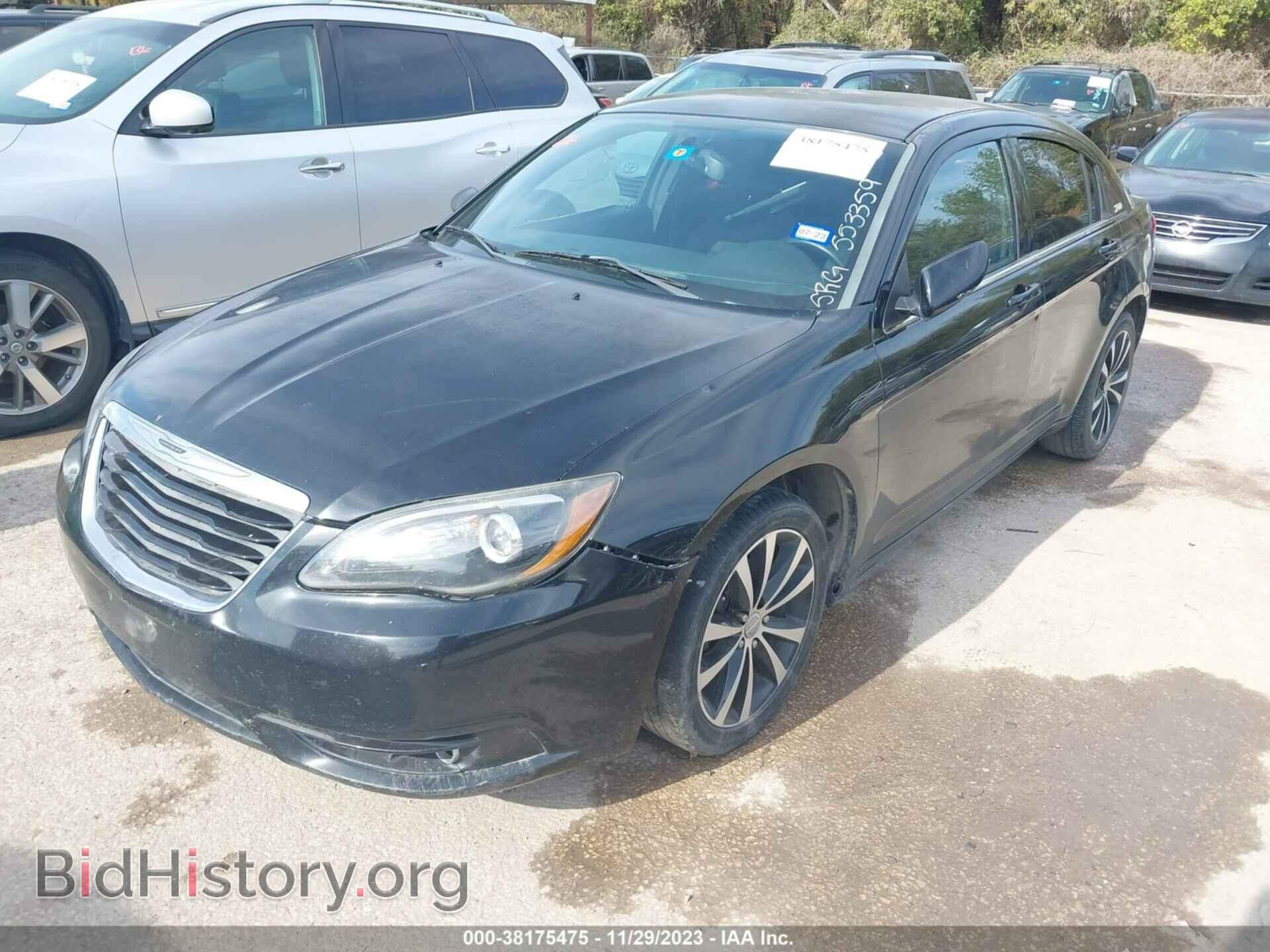 2013 CHRYSLER 200 - VIN: 1C3CCBBB8DN553359 - Photo 2