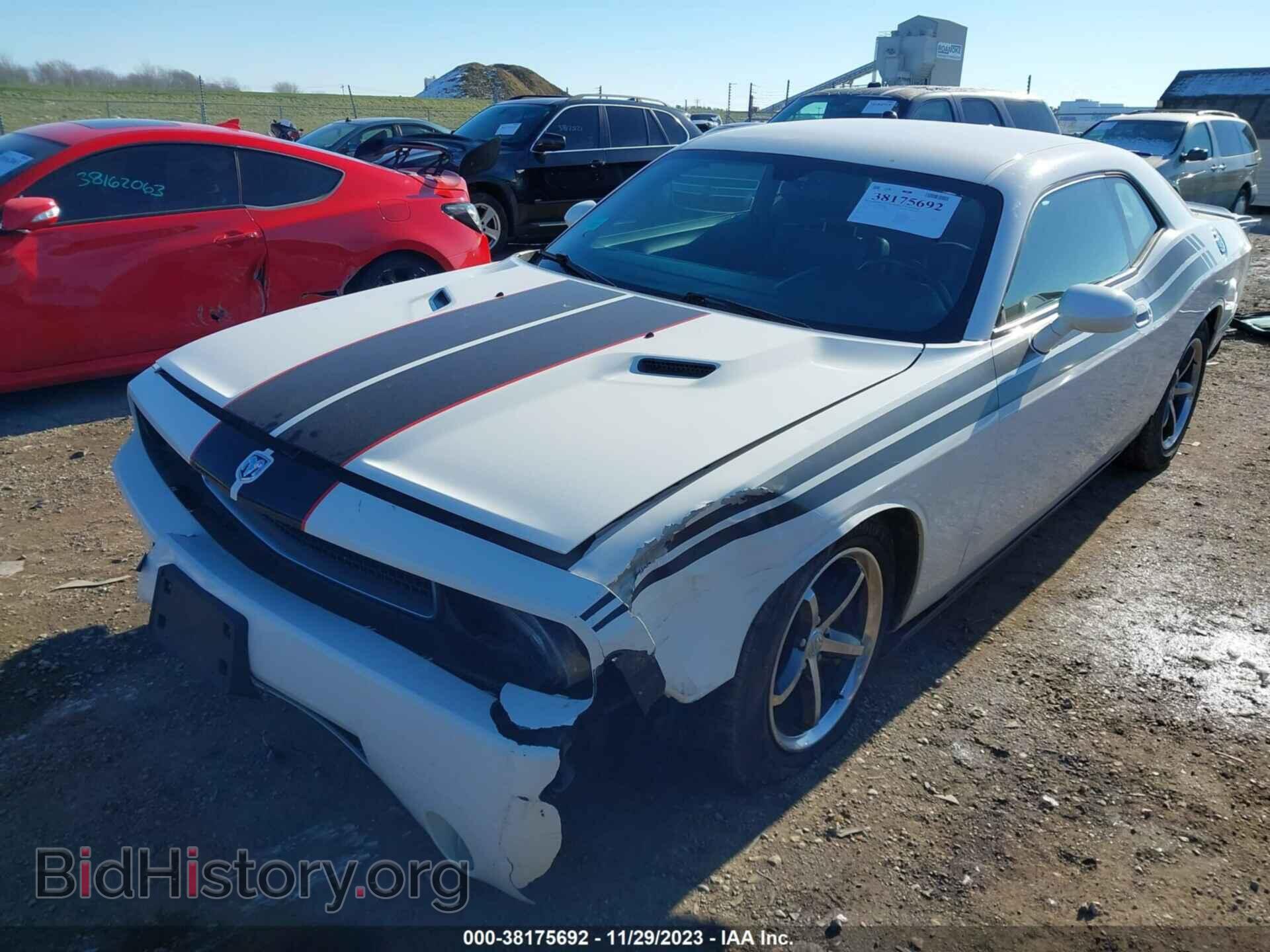 2010 DODGE CHALLENGER - VIN: 2B3CJ4DVXAH159825 - Фото 2