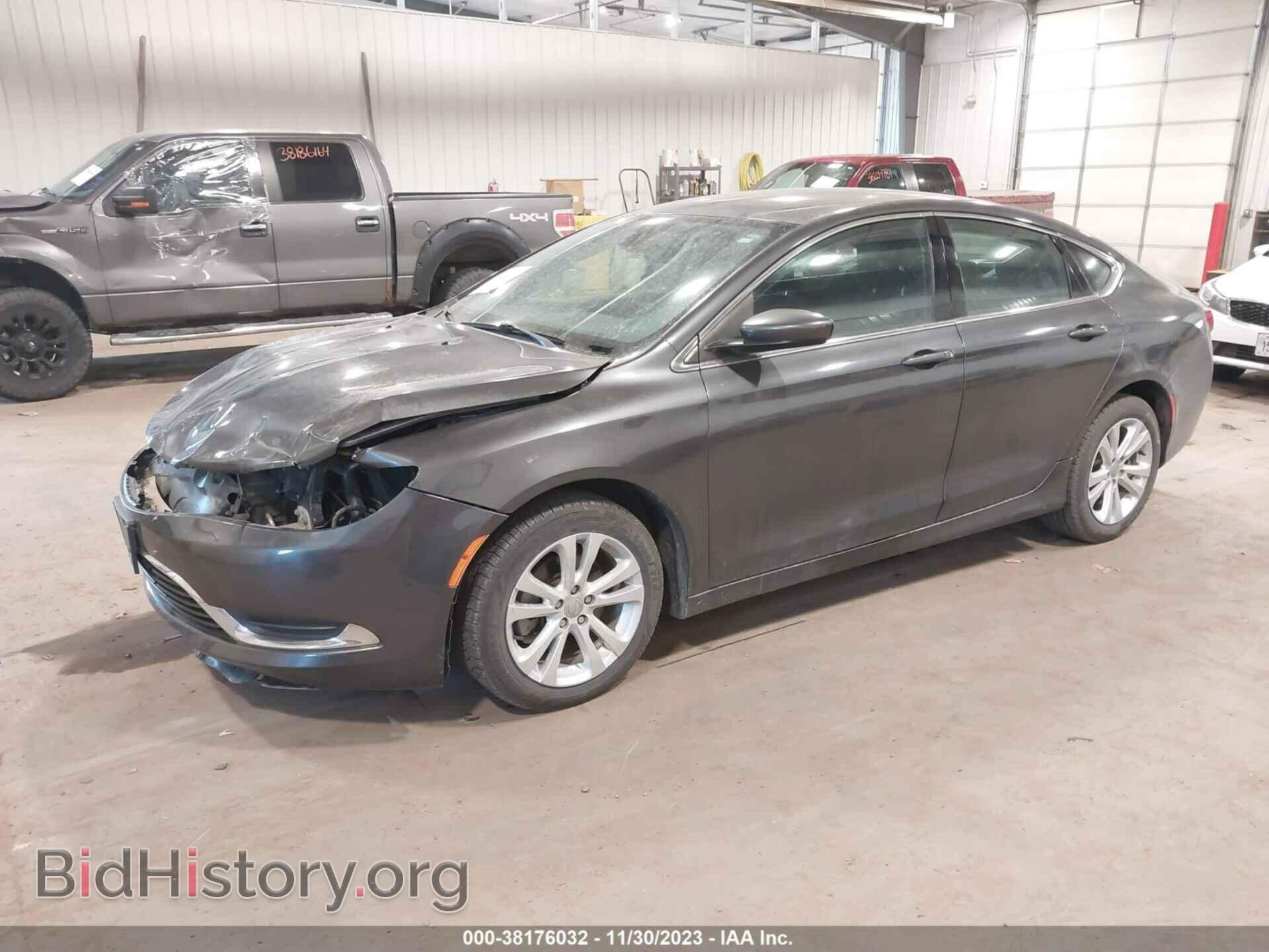 2015 CHRYSLER 200 - VIN: 1C3CCCAB1FN748150 - Фото 2