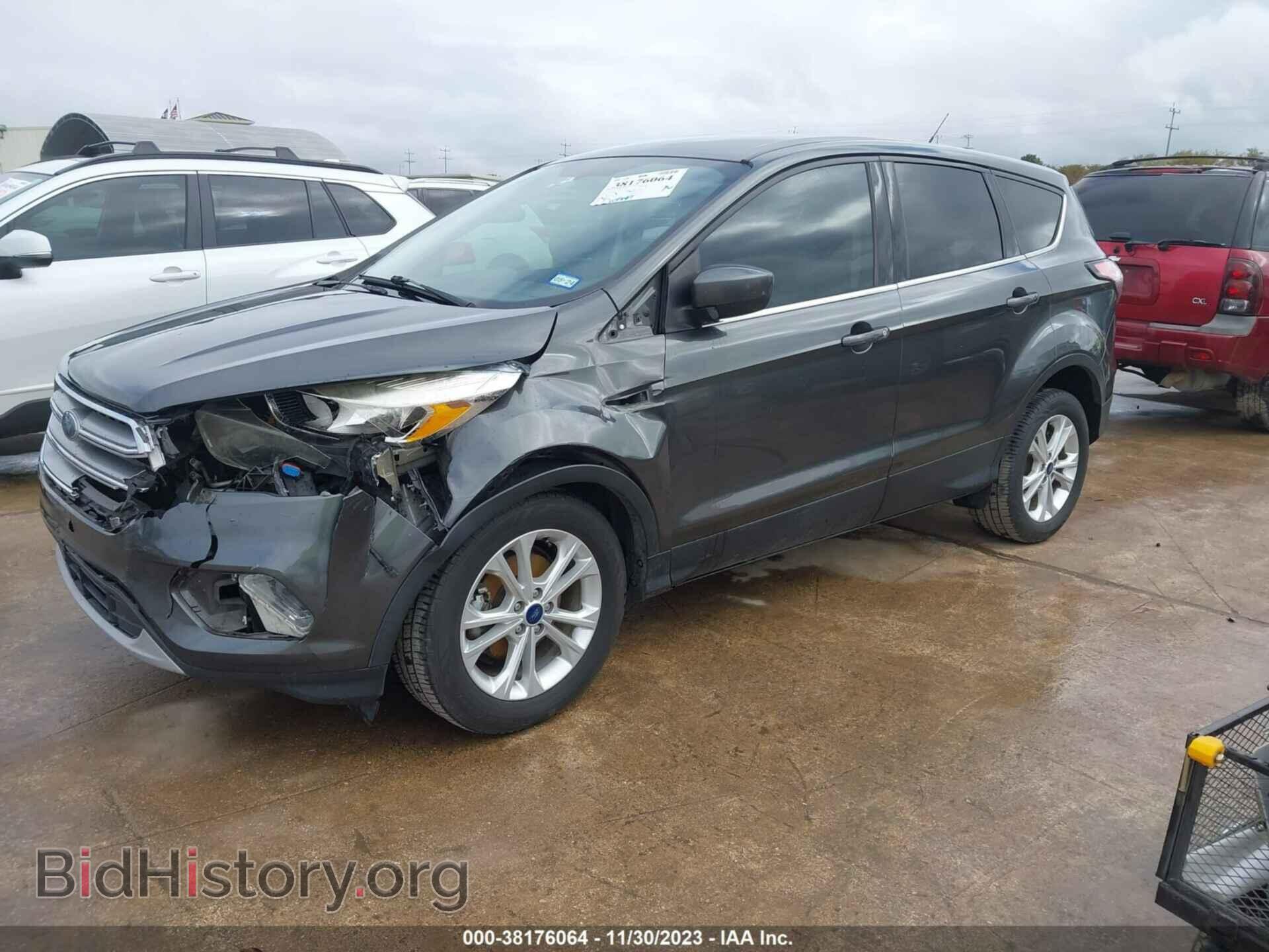 2017 FORD ESCAPE - VIN: 1FMCU0GD7HUE34751 - Photo 2