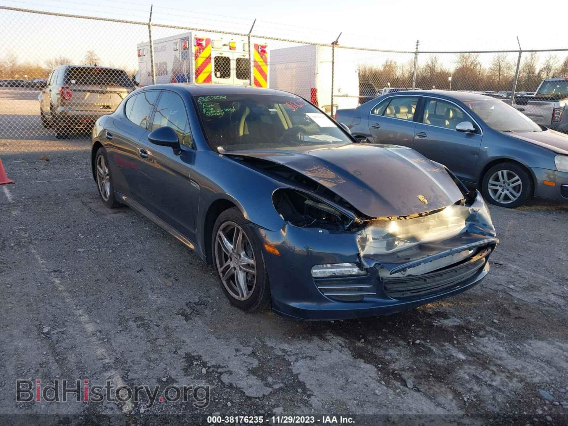Фотография WP0AA2A74BL021802 - PORSCHE PANAMERA 2011