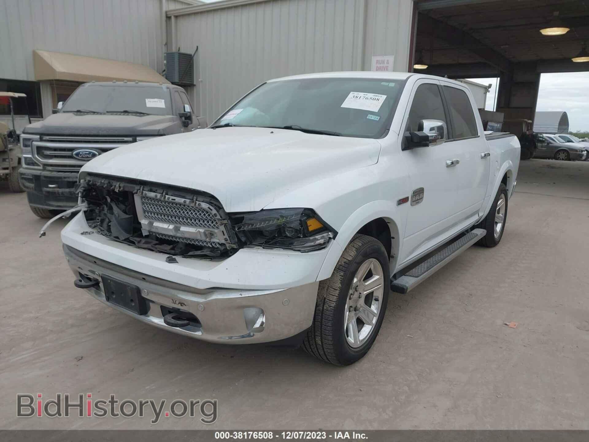 2015 RAM 1500 - VIN: 1C6RR6PM2FS608096 - Фото 2