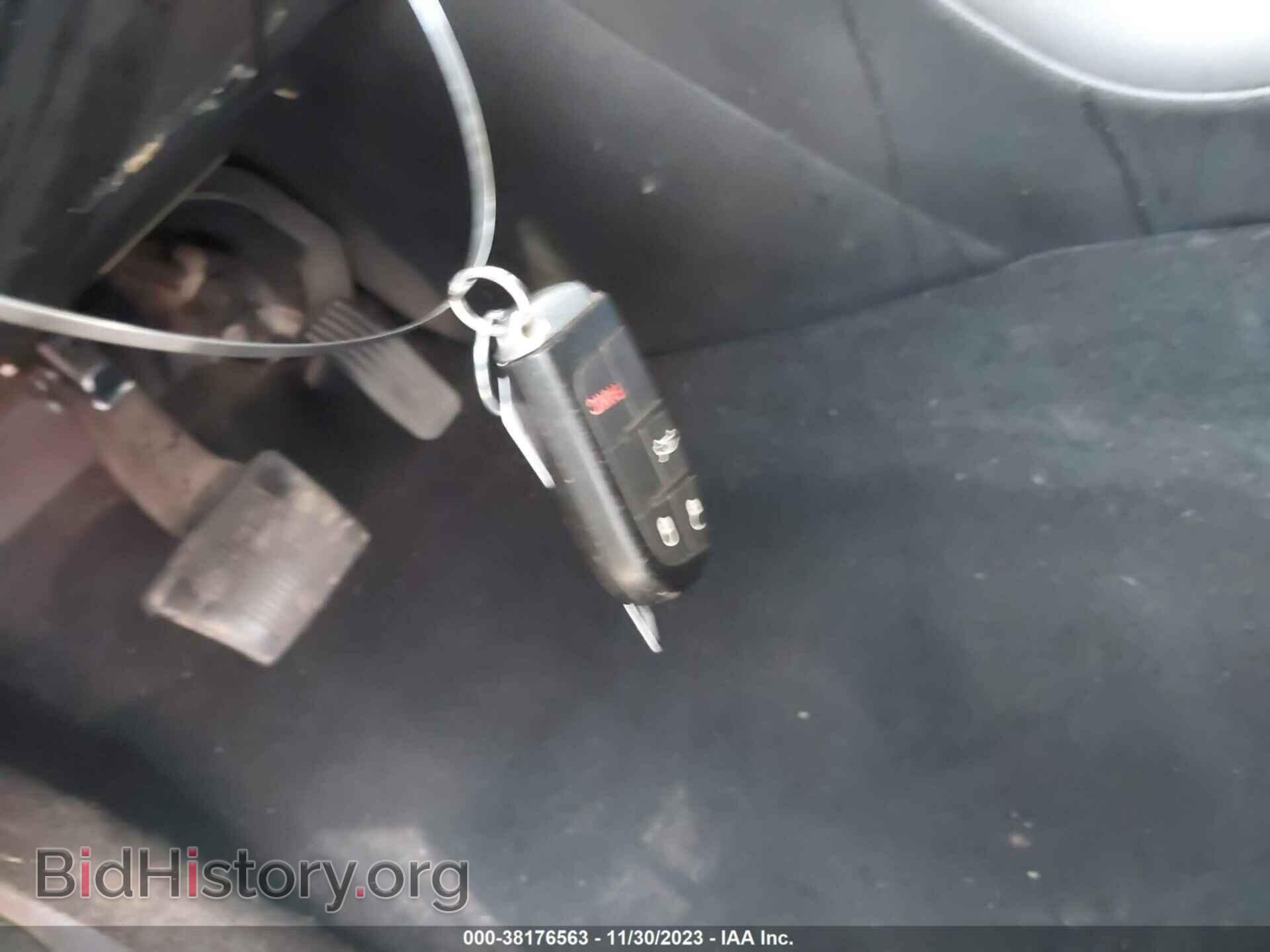 2015 CHRYSLER 200 - VIN: 1C3CCCAB8FN635733 - Фото 11