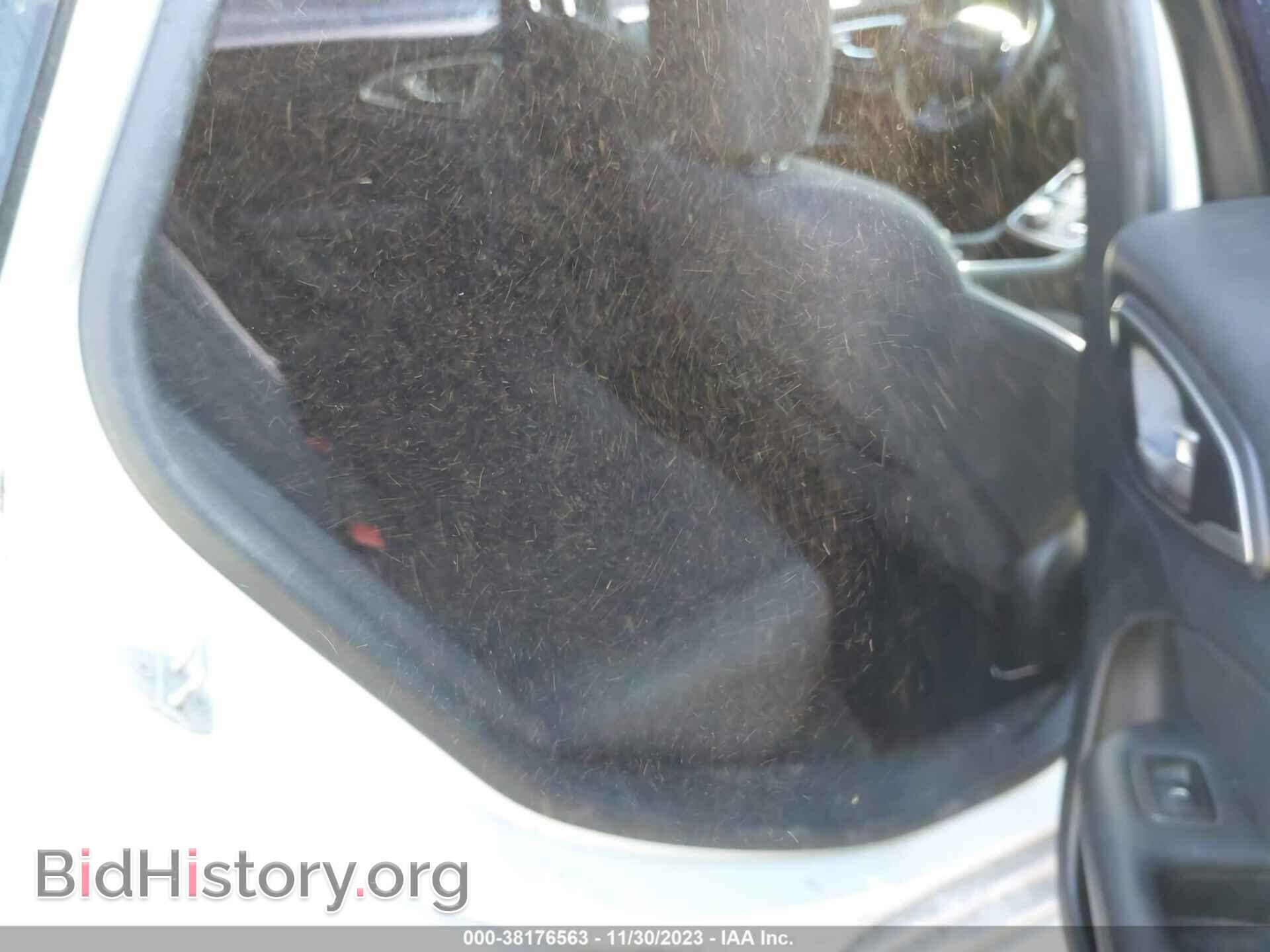 2015 CHRYSLER 200 - VIN: 1C3CCCAB8FN635733 - Фото 8