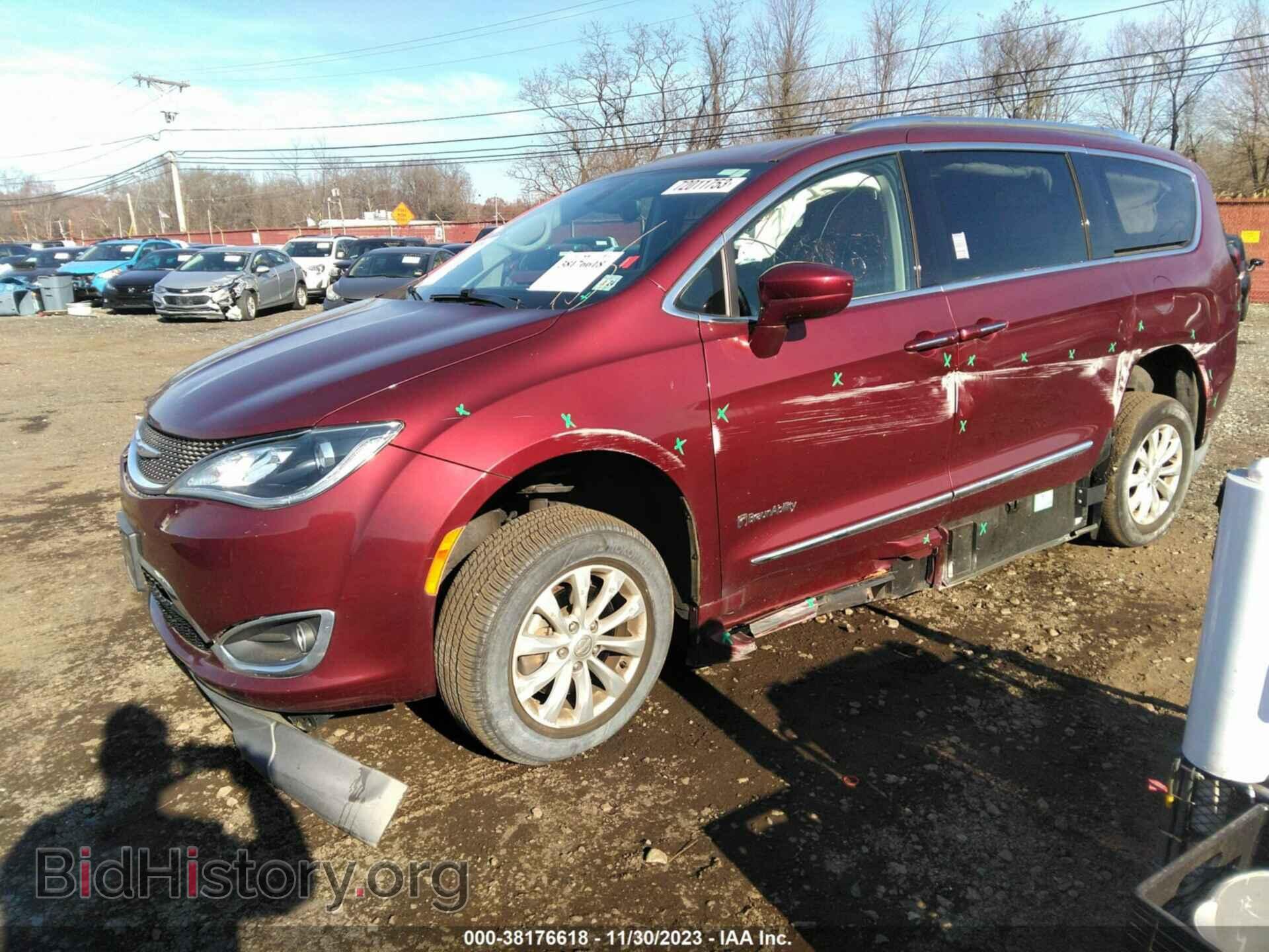 2019 CHRYSLER PACIFICA - VIN: 2C4RC1BG3KR653316 - Фото 2