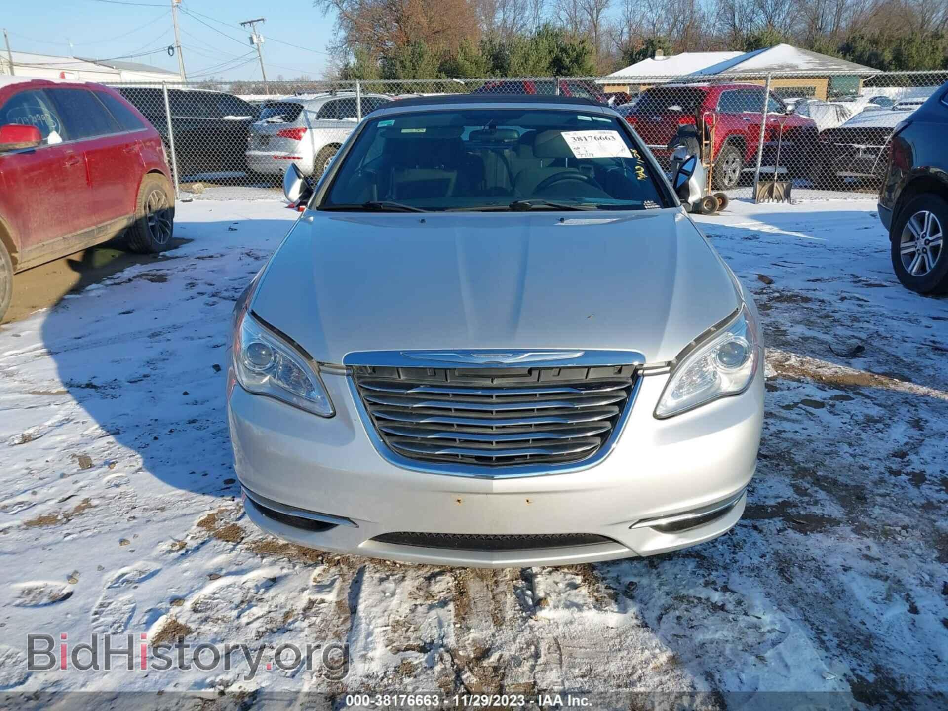 2011 CHRYSLER 200 - VIN: 1C3BC2EB4BN598139 - Фото 12
