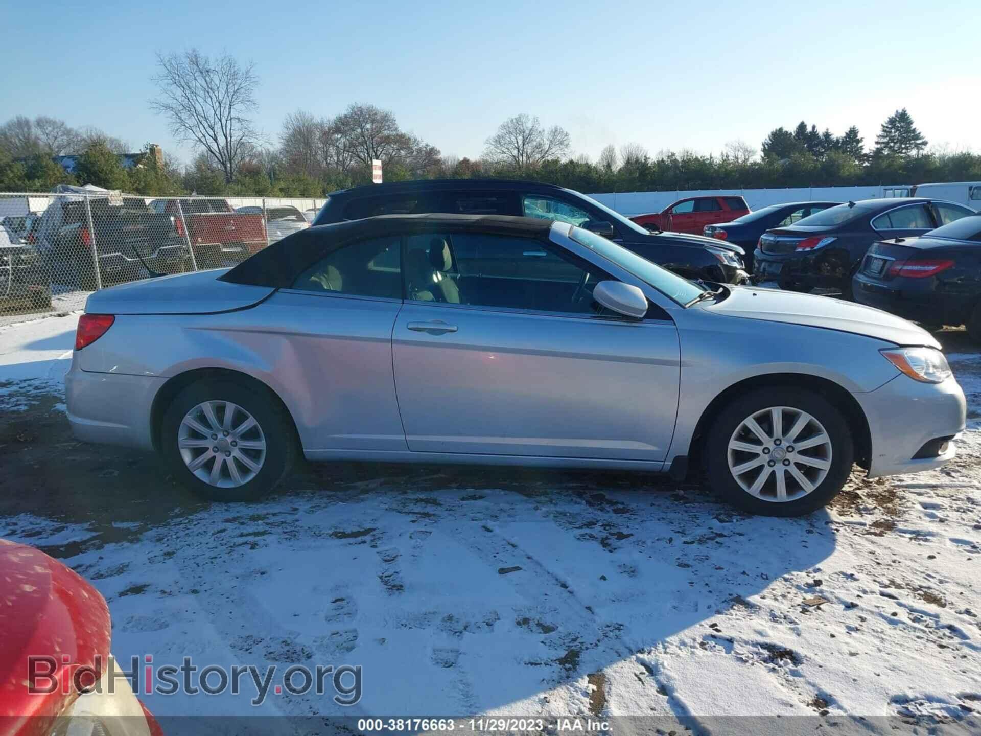 2011 CHRYSLER 200 - VIN: 1C3BC2EB4BN598139 - Фото 13