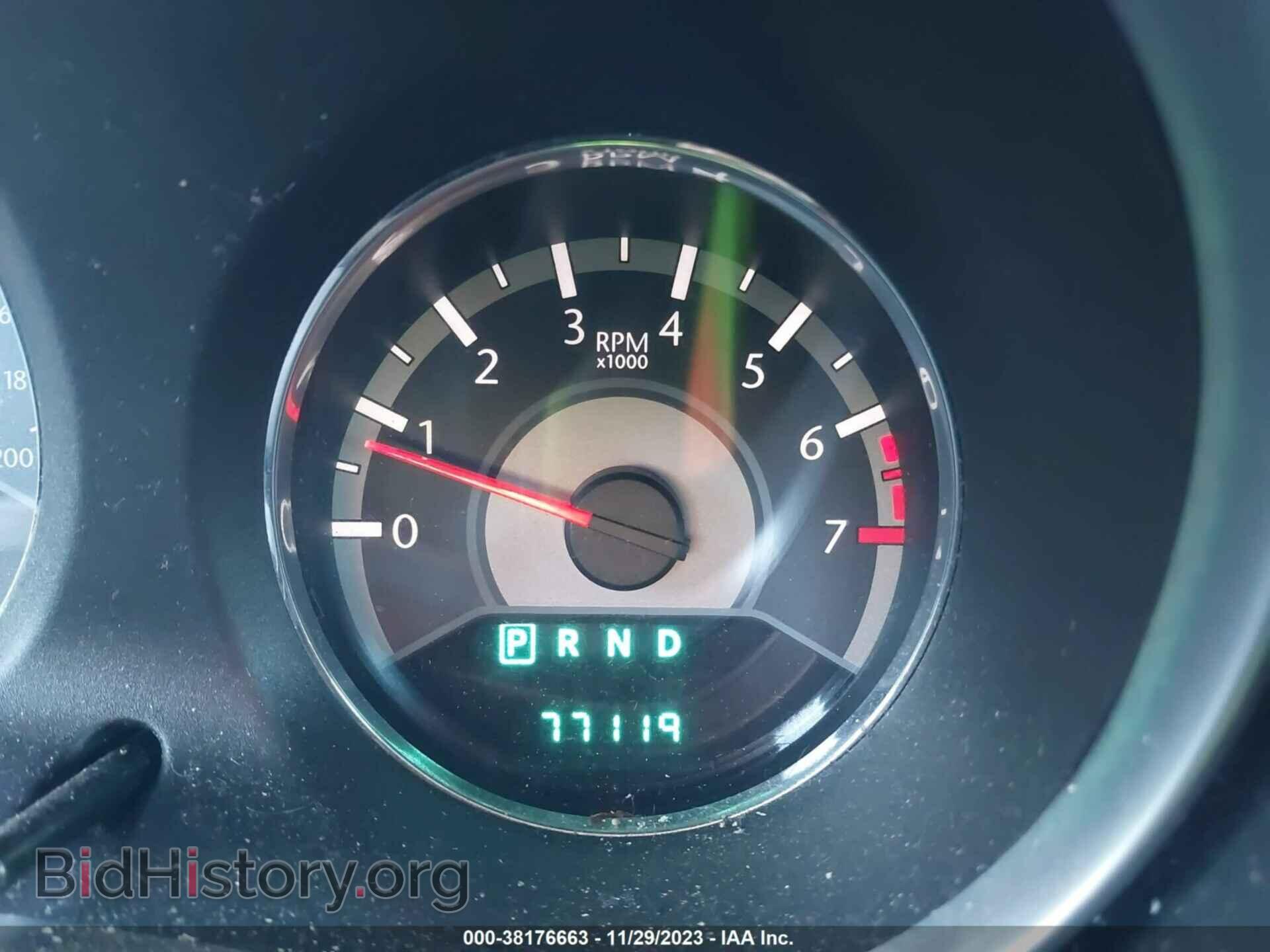 2011 CHRYSLER 200 - VIN: 1C3BC2EB4BN598139 - Фото 15