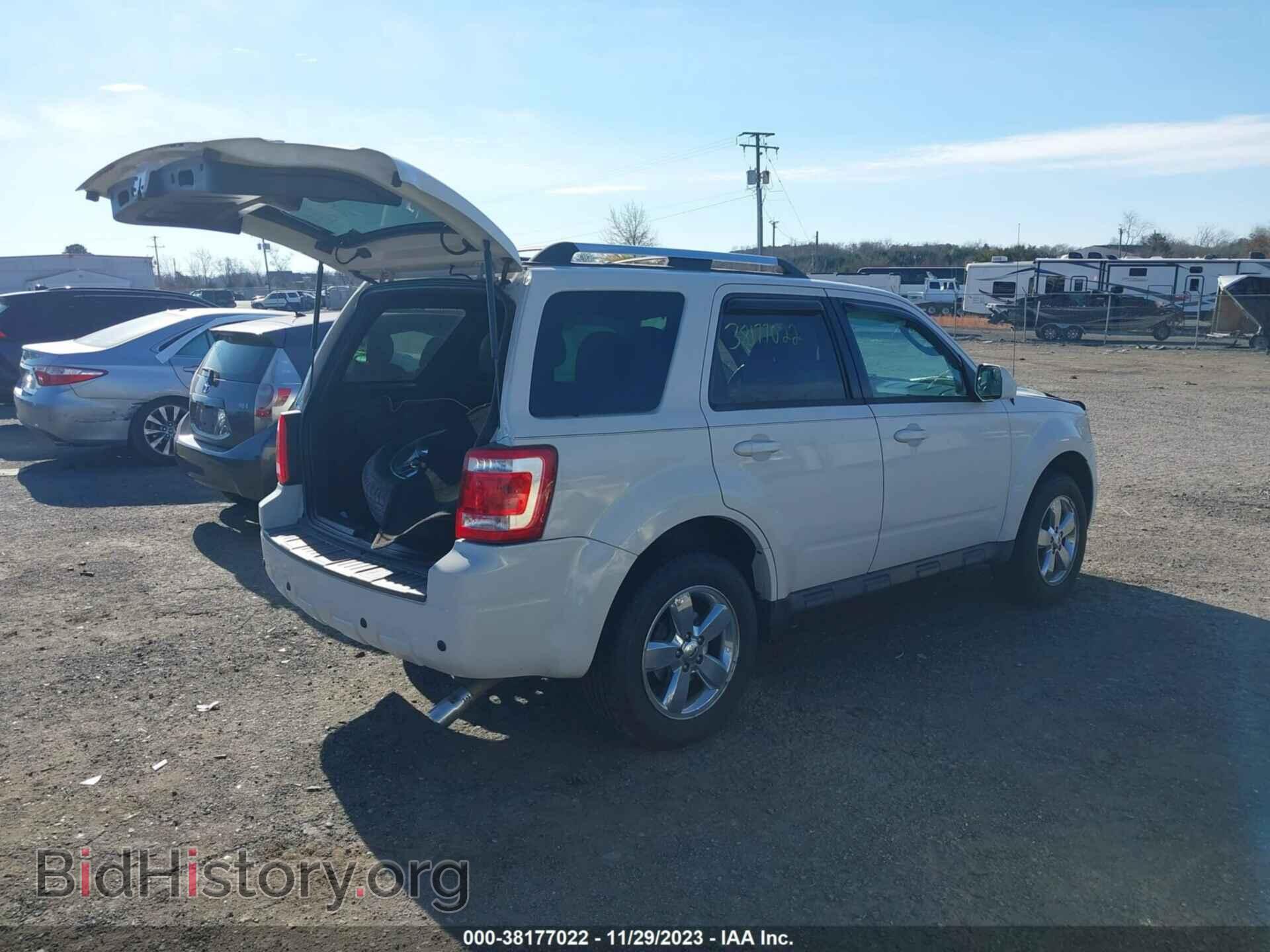 2011 FORD ESCAPE - VIN: 1FMCU9EG2BKB01037 - Фото 4