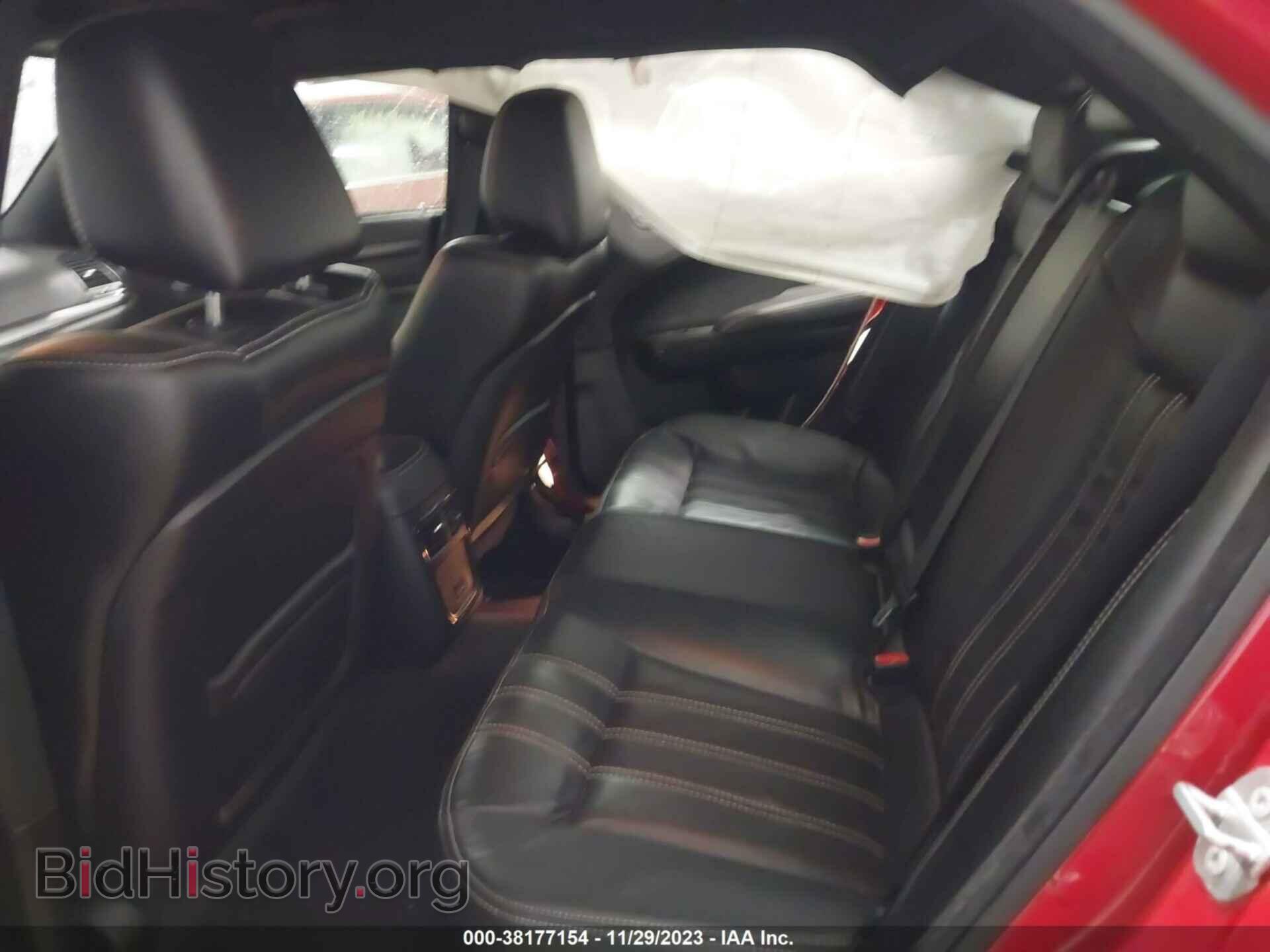 2016 CHRYSLER 300 - VIN: 2C3CCAGG1GH321312 - Фото 8