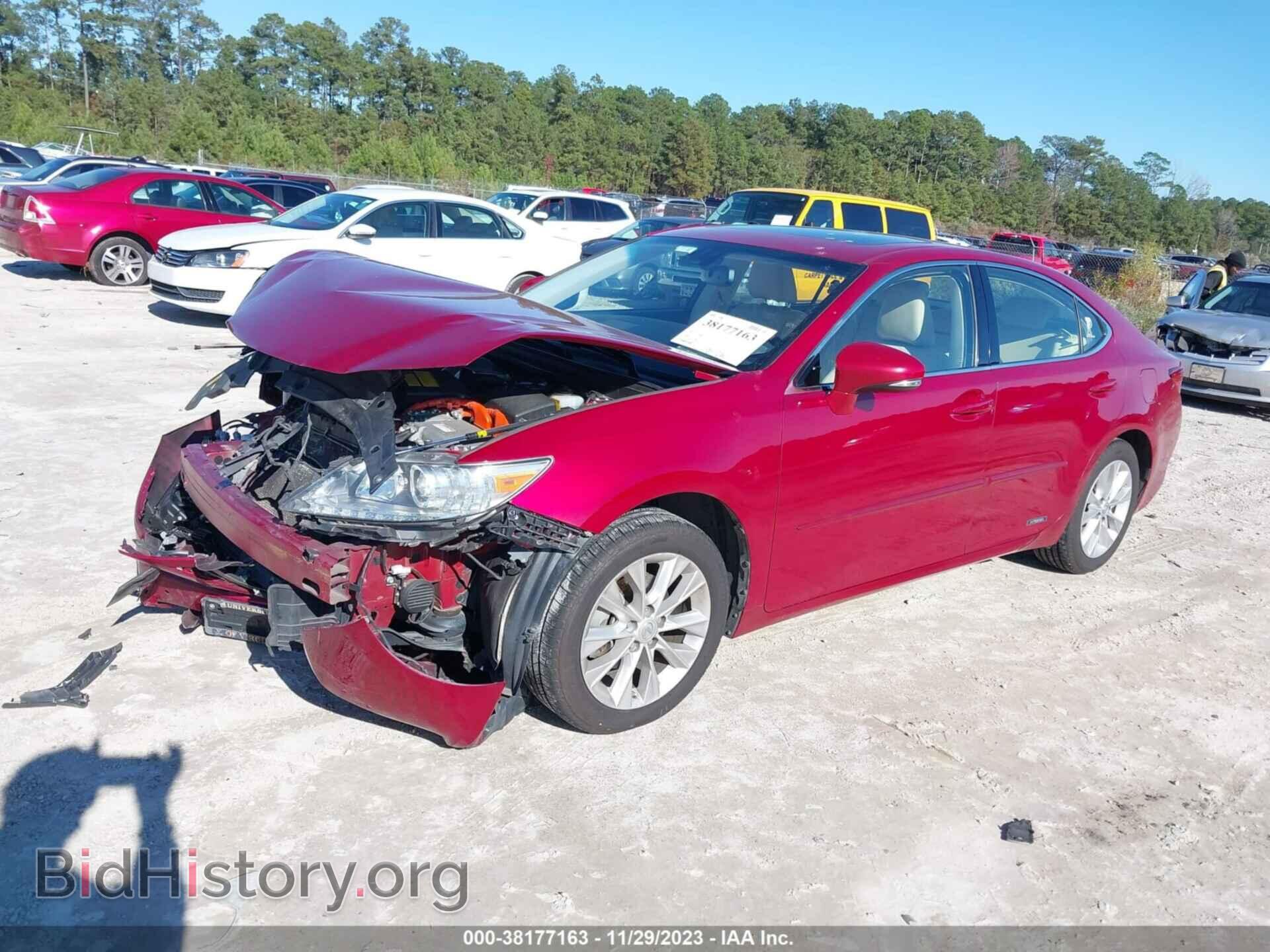 2014 LEXUS ES 300H - VIN: JTHBW1GG0E2044056 - Фото 2