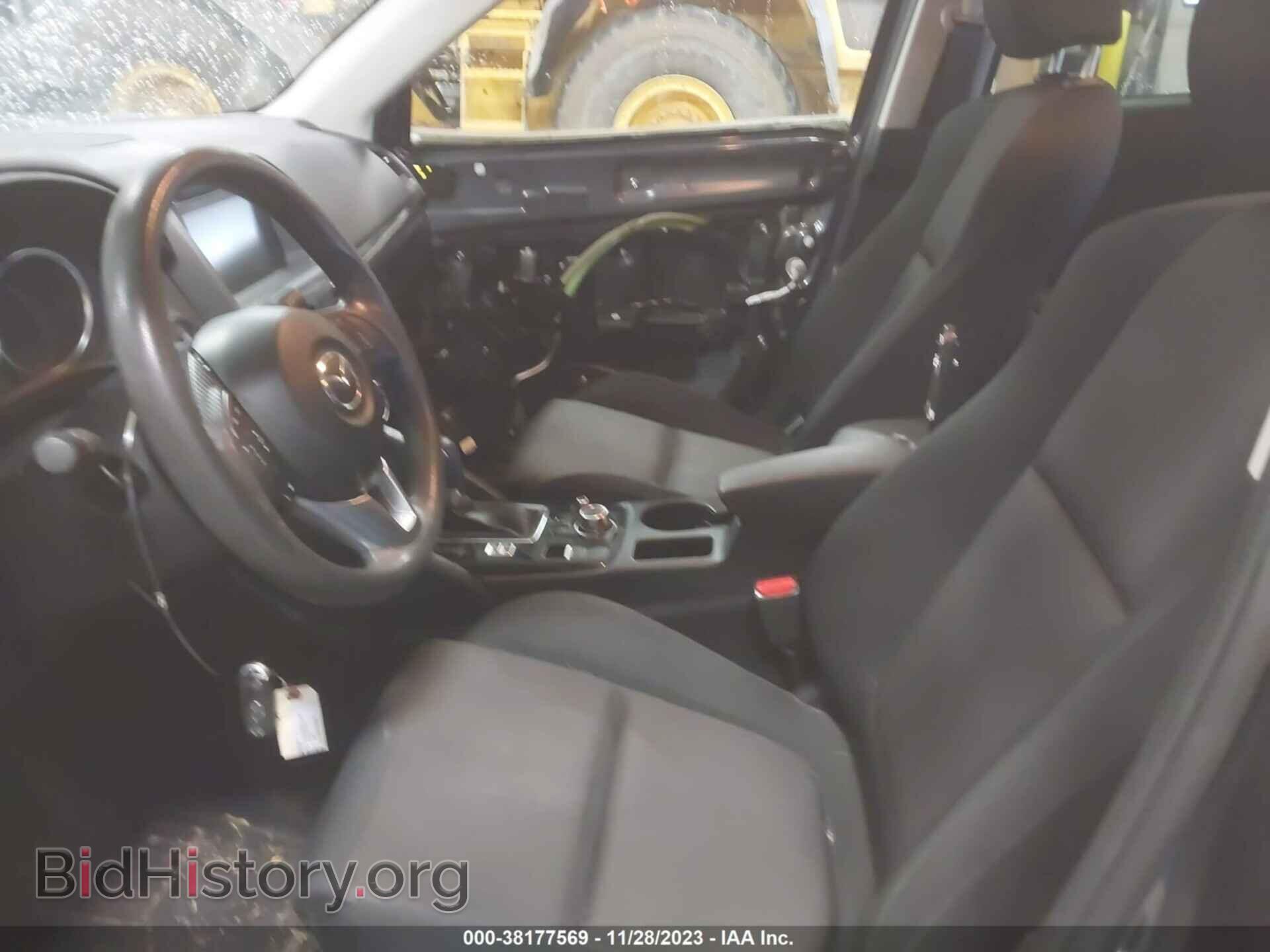 2016 MAZDA CX-5 - VIN: JM3KE4BY9G0870352 - Фото 5