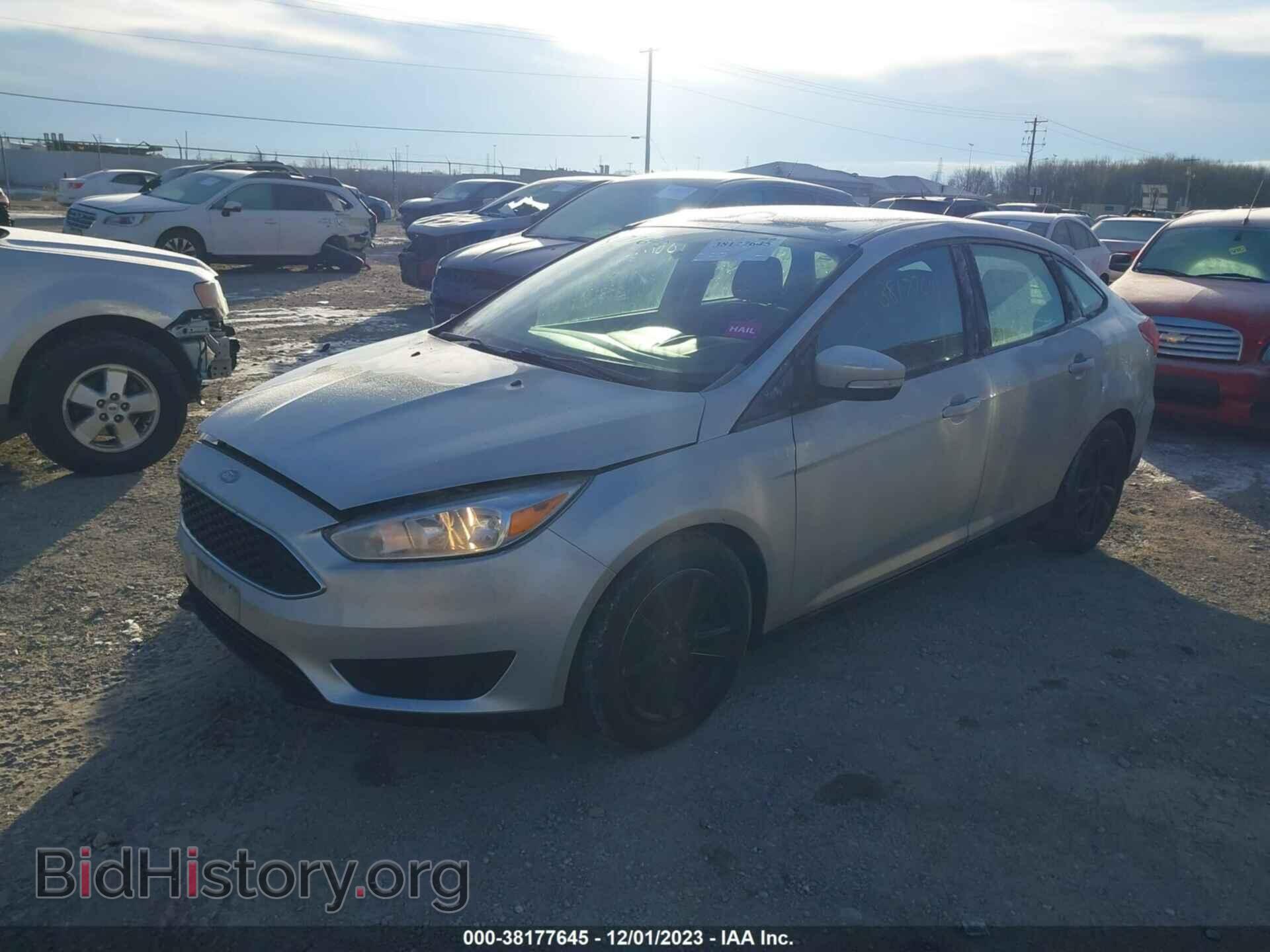 2016 FORD FOCUS - VIN: 1FADP3F21GL326766 - Фото 2