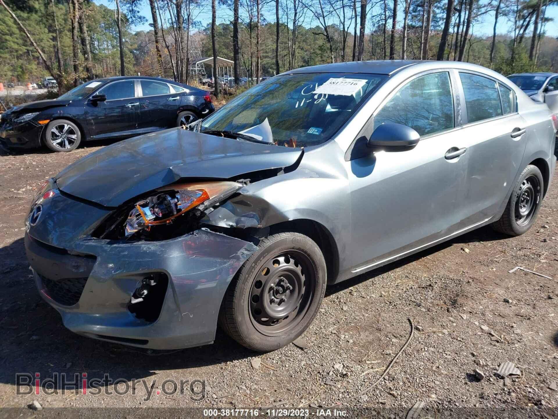 2012 MAZDA MAZDA3 - VIN: JM1BL1UF0C1594673 - Фото 2