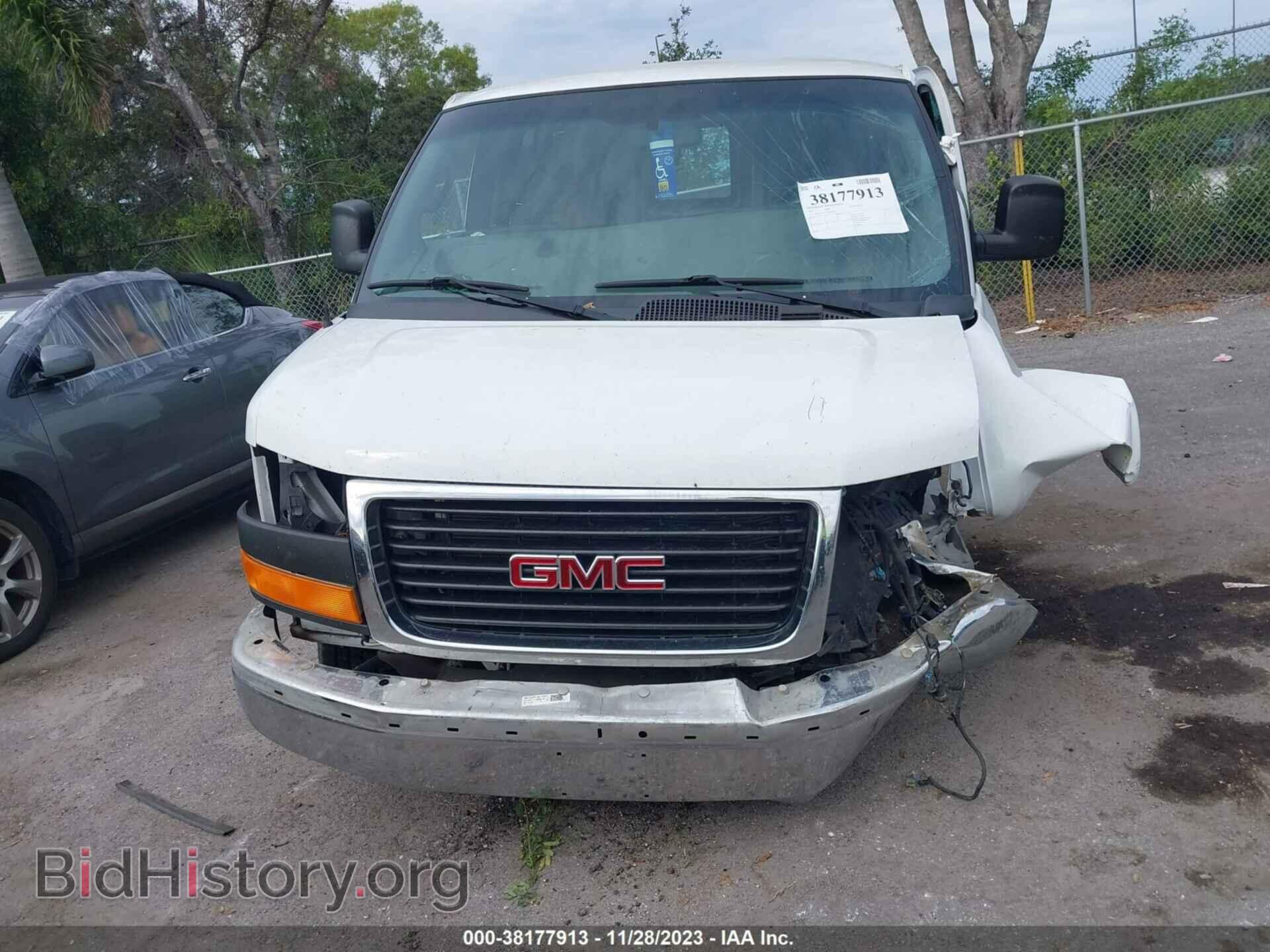 2017 GMC SAVANA - VIN: 1GTW7AFF7H1906580 - Фото 12